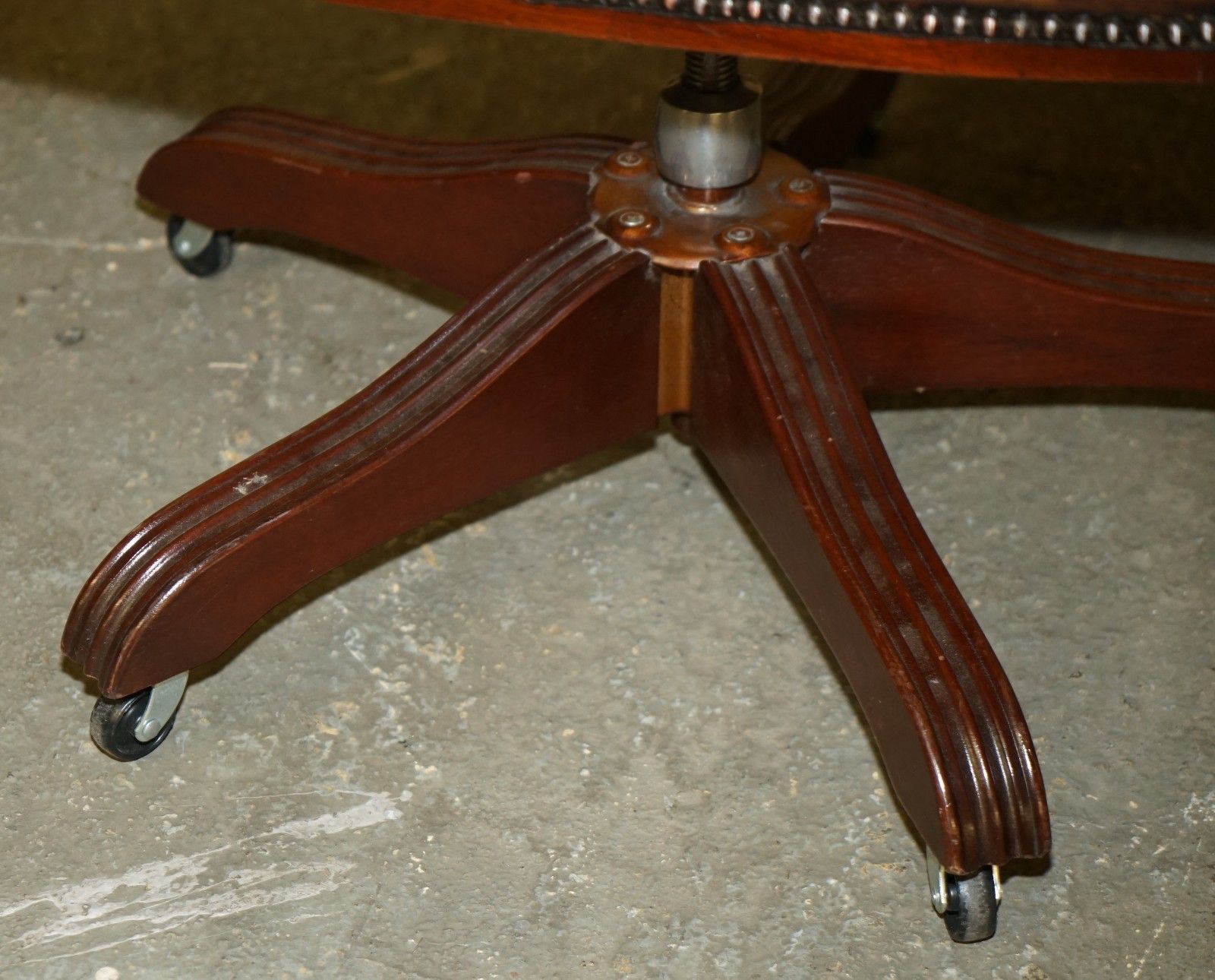 photo buy Lovely Restored Hand Dyed Cigar Brown Leather Chesterfield Tufted Captains Chair