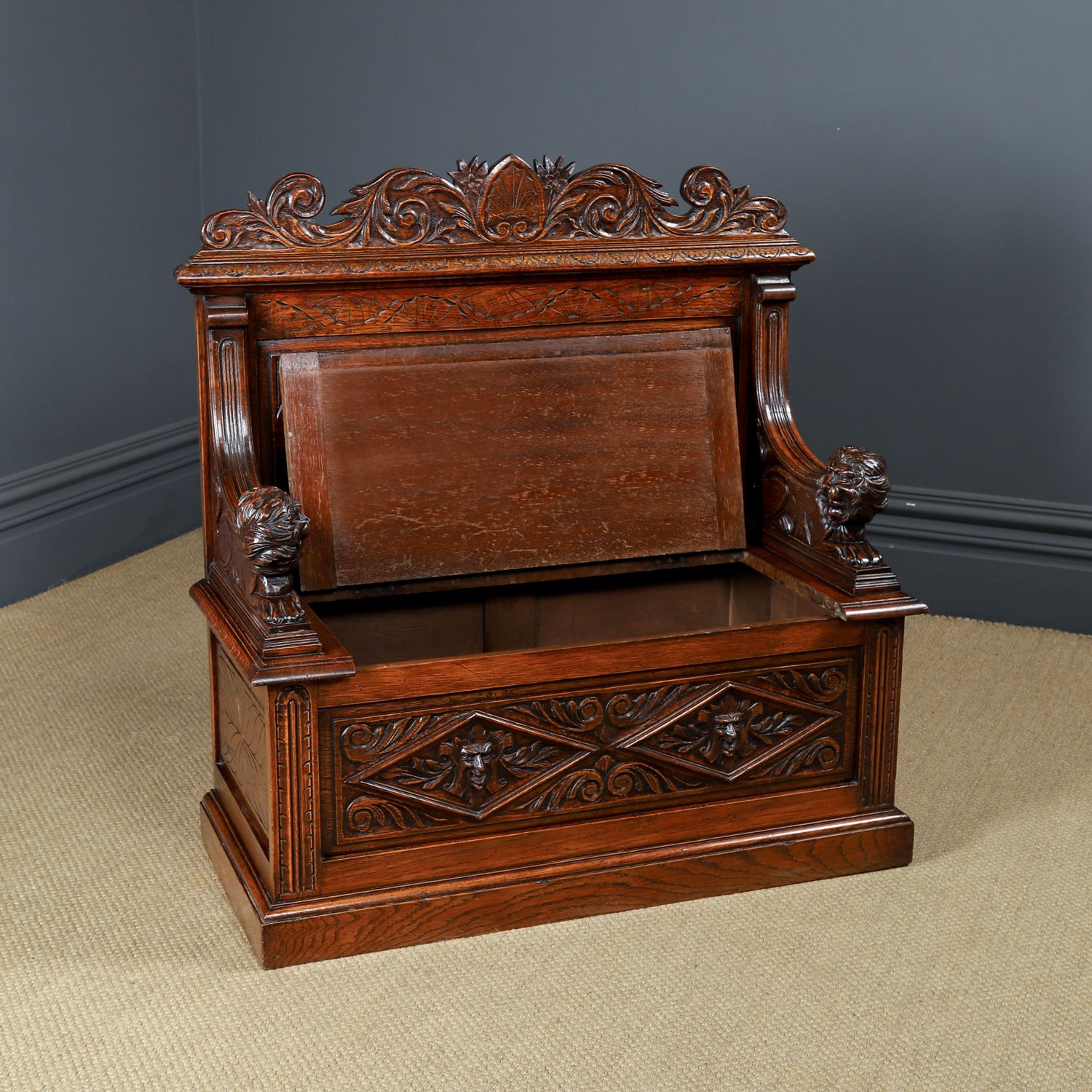 Small English Victorian Carved Oak Bench Monks Kitchen Hall Settle (Circa 1880) photo for sale