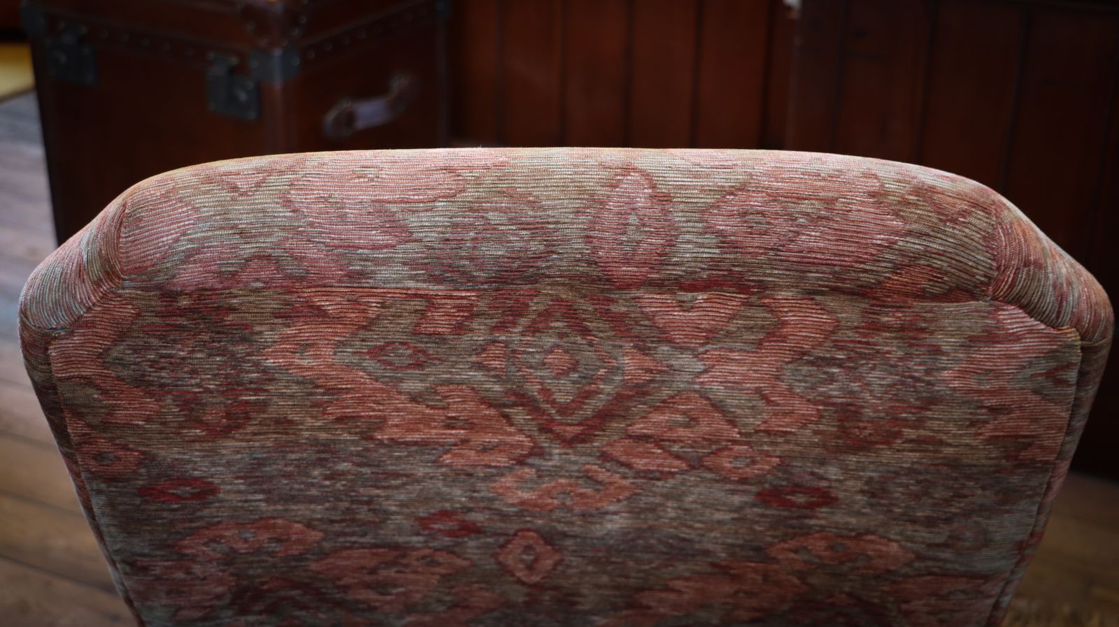 2600.0 Stunning Pair John Sankey Byron Steamer Armchairs Footstools Kilim Rrp £10000 🚚 photo