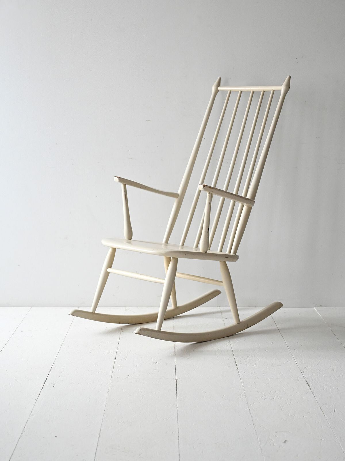 Vintage Scandinavian Rocking Chair In White Lacquered Wood