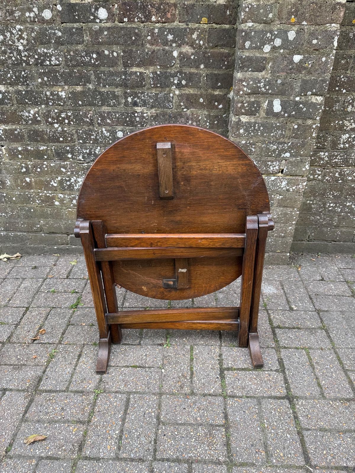 photo furniture Antique Oak Gateleg Folding Table | English Arts & Crafts Style Solid Oak Round Side Table C.1920s–30s