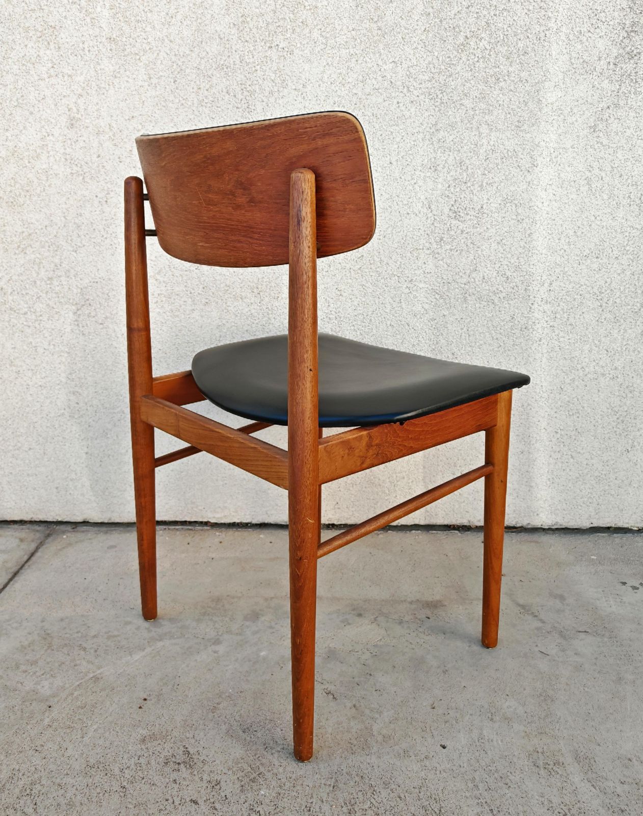 Furniture Pair Of Mid Century Dining Chairs In Teak And Vinyl, Designed By Sven Chrobat photo