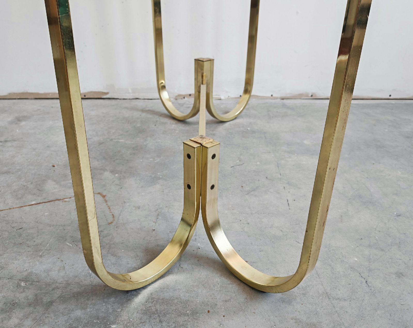 photo furniture Mid Century Console Table In Galvanized Aluminum With Glass Top, Germany 1970s
