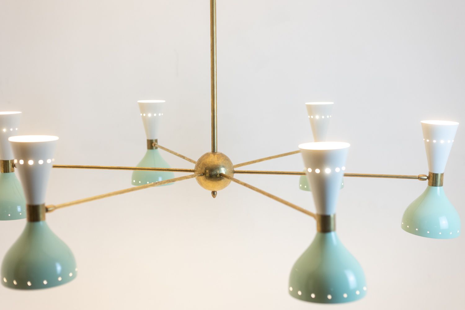 Radiant Diabolo Shaped Chandelier With 12 Lights. Contemporary. photo 4800.0
