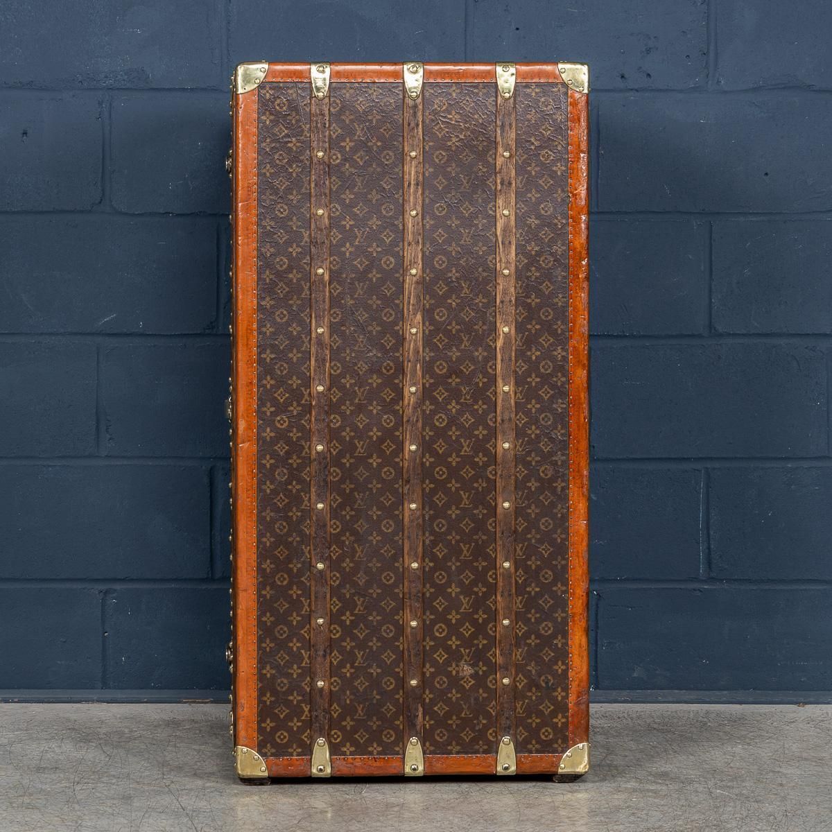 20th Century Louis Vuitton Wardrobe Trunk In Monogram Canvas, France C.1930 photo Furniture