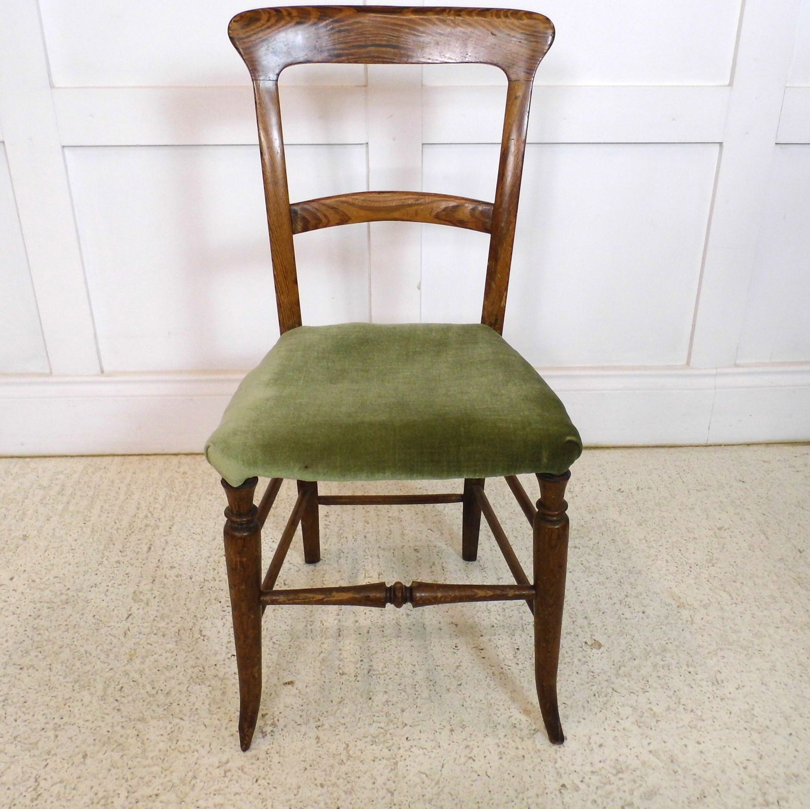 photo furniture Antique Pitch Pine Bedroom Chair Victorian Tiger Pine Rare Side Chair Design
