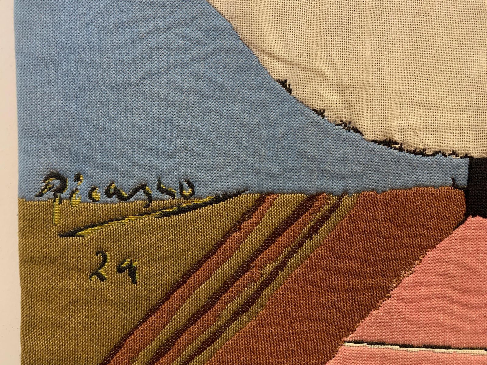 "Mandoline Et Guitare" Tapestry, "Succession Picasso 2015" For Jules Pansu photo vintage