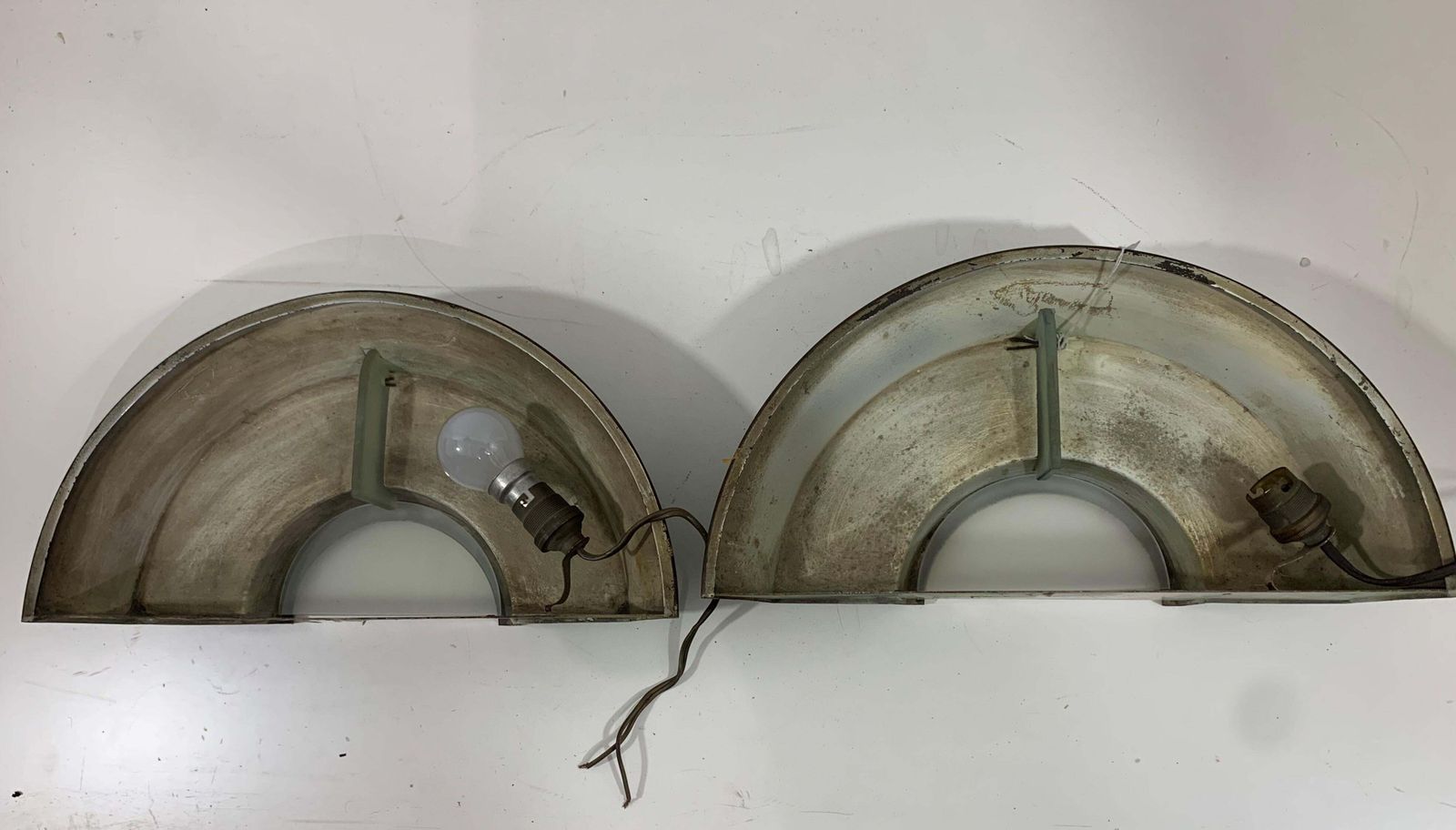photo furniture Mid20th Century Art Deco Oval Chandelier With 2 Sconces La Brocante D' Alexandra