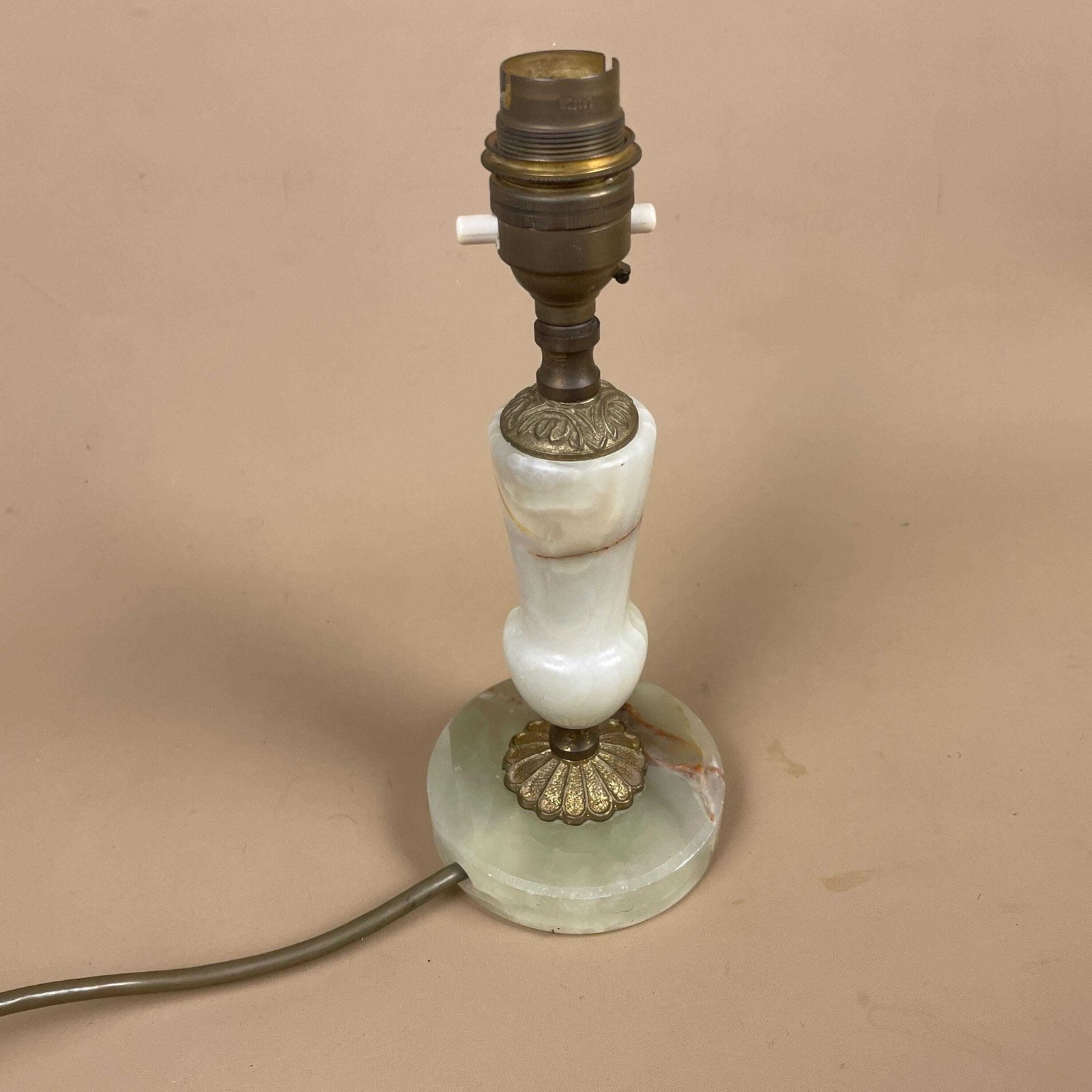 Antique Onyx Marble Lamp Light Brass Gold Metal Green Bedside Side Table Desk Marbled Patterned Vintage Pattern Stone Ornate Round Base photo 55.0