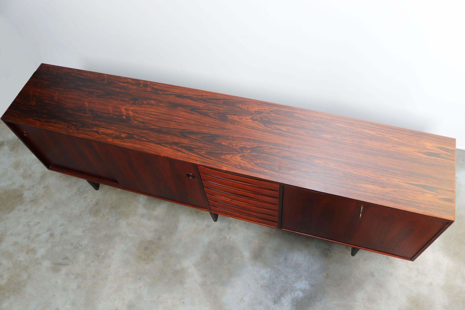 photo vintage Zeldzaam Deens Design Dressoir Model 29a Van Arne Vodder Voor Sibast Furniture