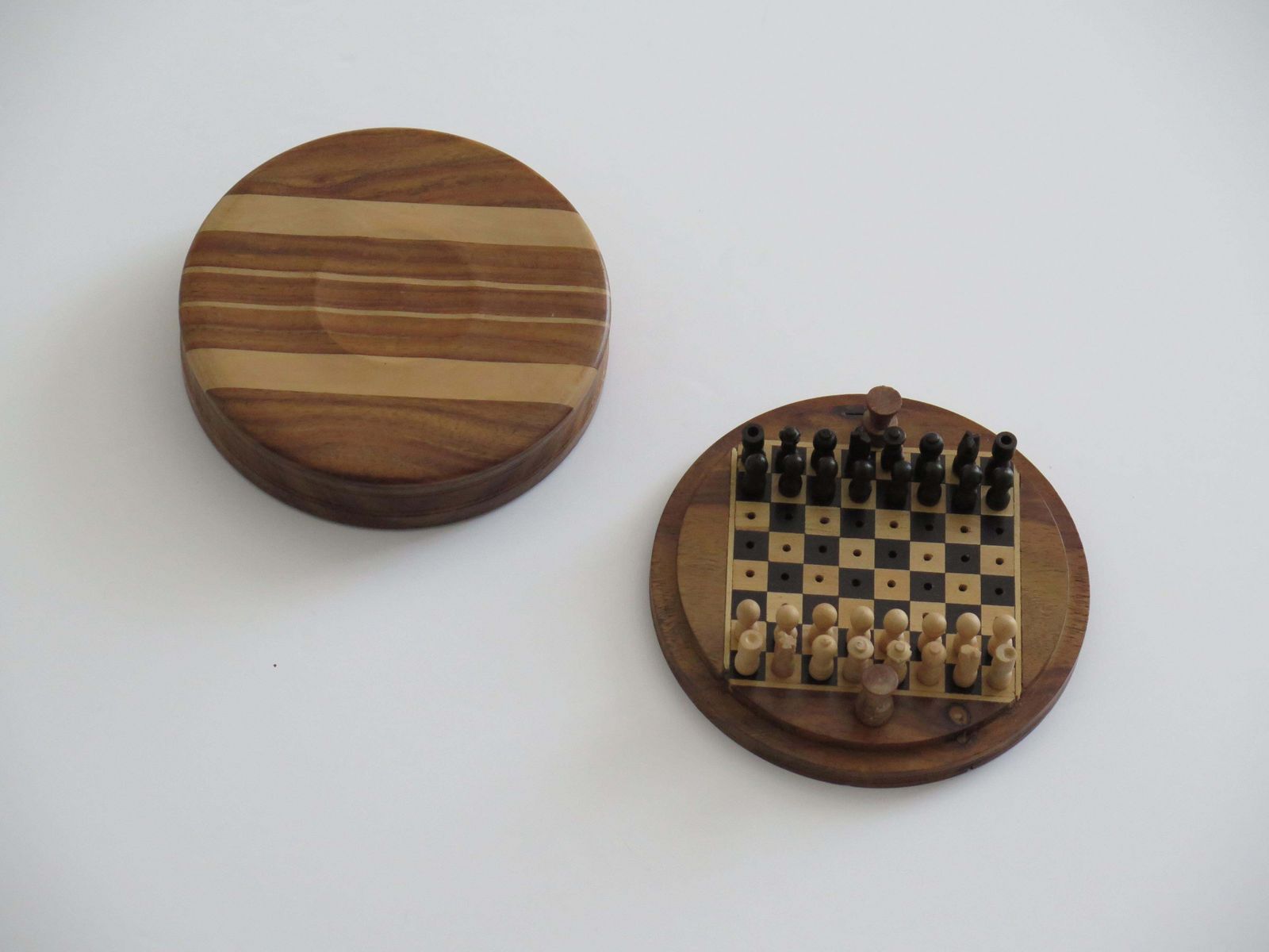 Miniature Travelling Chess Set Game Inlaid Walnut Box Handmade, Circa 1930's photo furniture