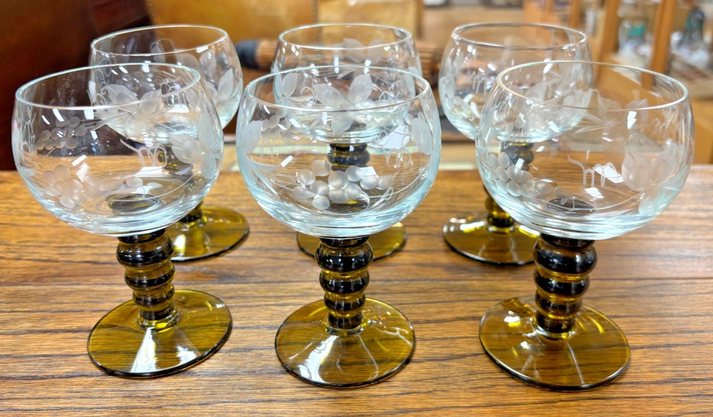 Set Of Six Vintage Olive Green & Etched Clear Glass Wine Glasses