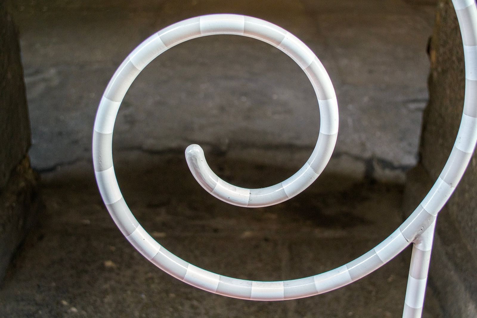 Suspiral Chair By Luigi Serafini For Sawaya & Moroni, 1986 photo 1518.0