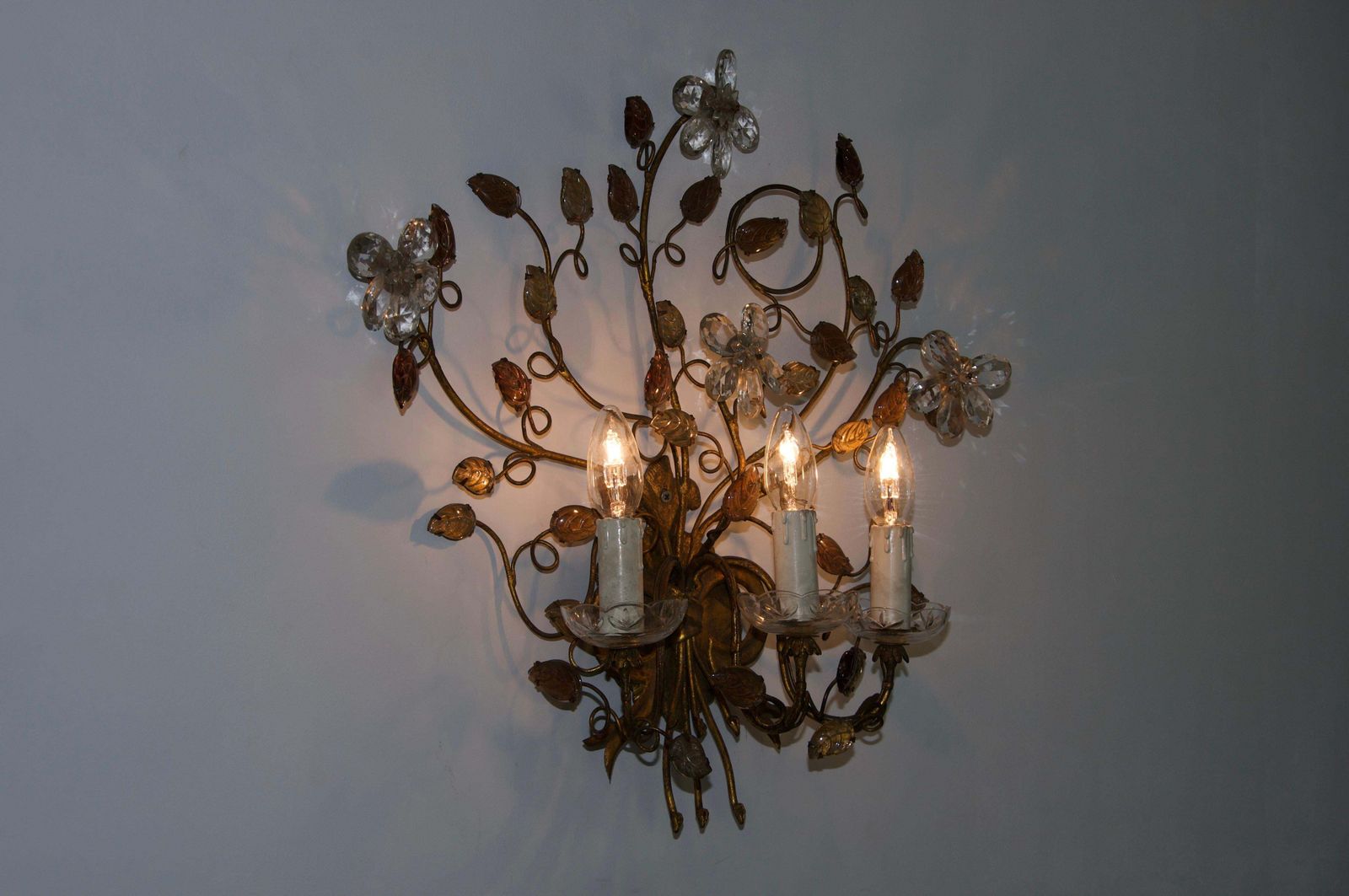 photo vinterior Florentine Flower Shape Wall Lamp By Banci Firenze, Italy, 1970s