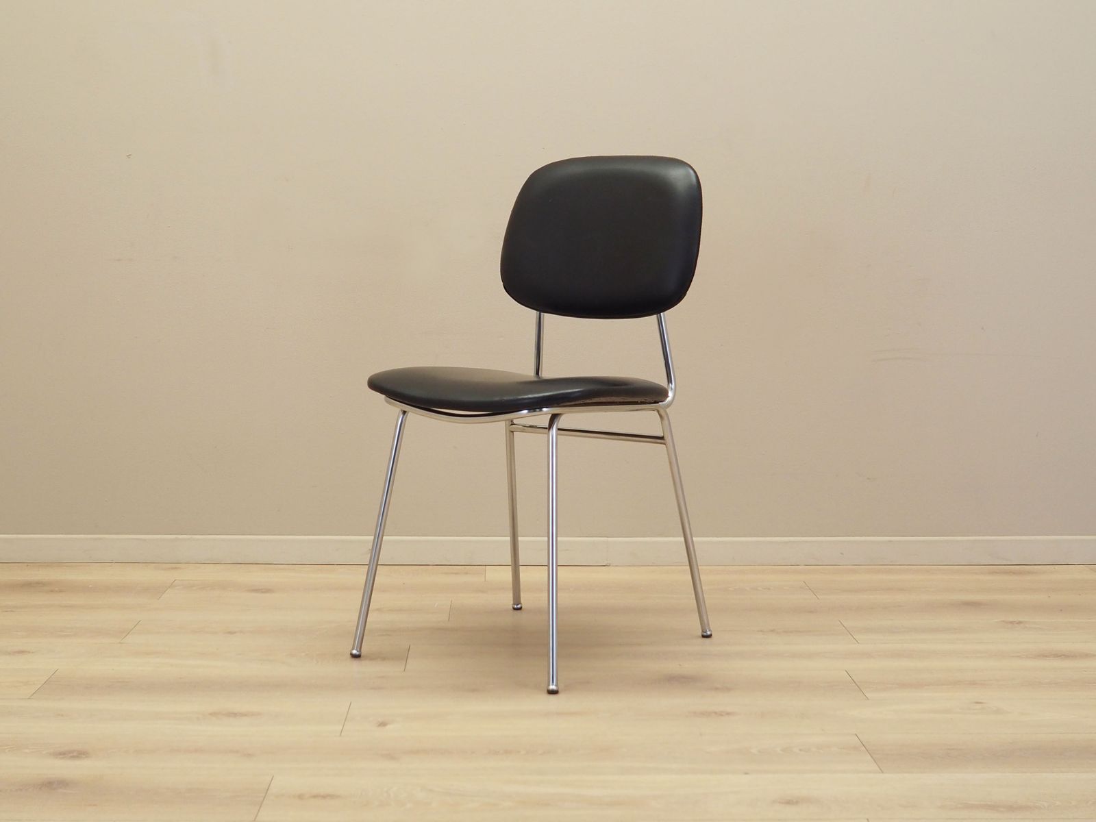 Stoel, Italiaans Design, Jaren 1970, Productie: Italië photo furniture