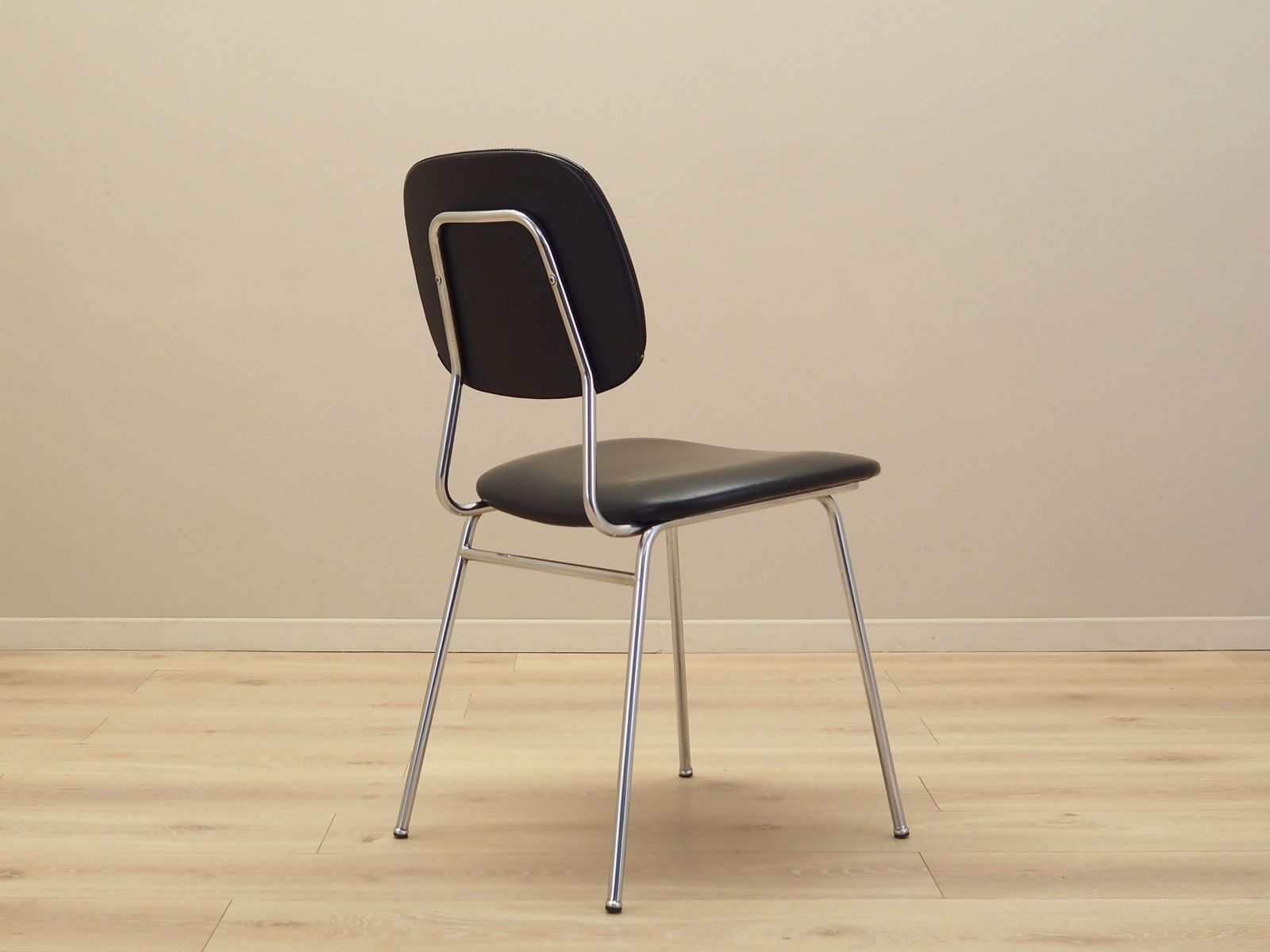 Chair, Italian Design, 1970s, Production: Italy photo buy