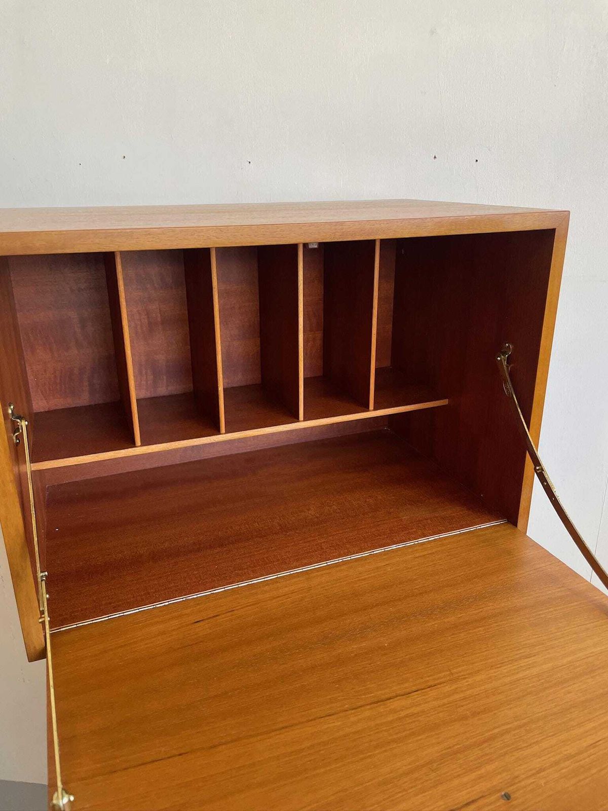 59cm Desk Bureau Storage Cabinet Staples Ladderax & 2 Bars (18a) photo for sale