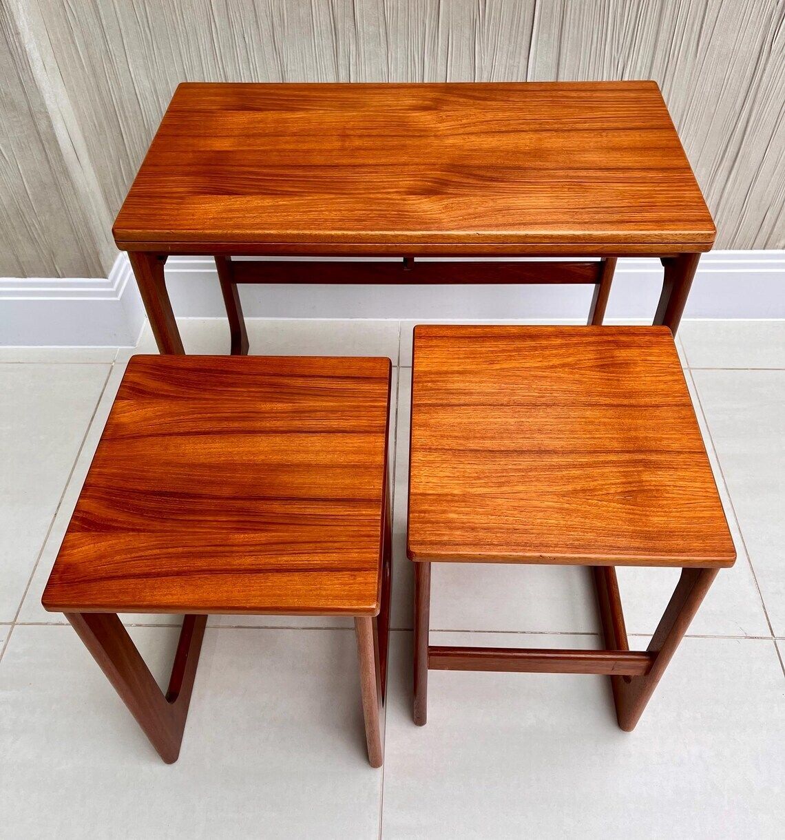 McIntosh Metamorphic Teak Nest Of 3 Tables – Mid Century Extending Coffee Table With Fold Out Top (C.1960s, Scotland) photo 450.0