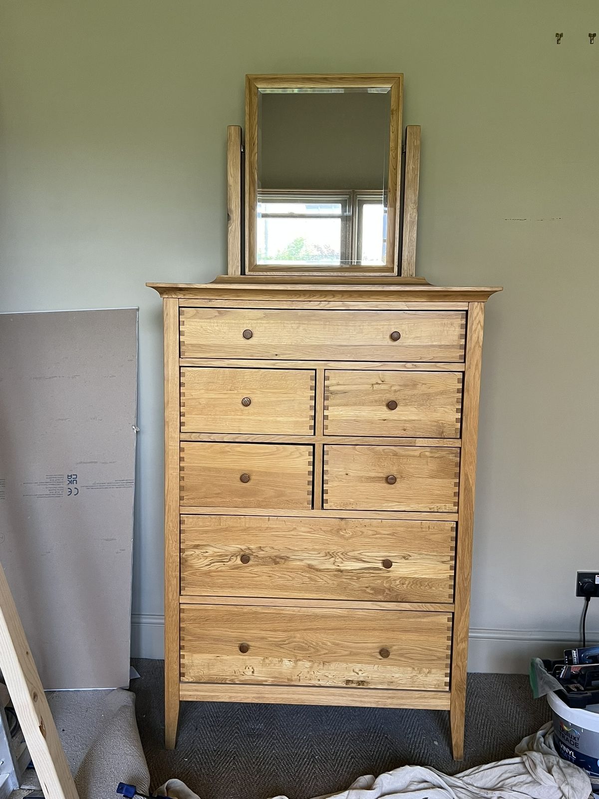 Willis And Gambier Chest Of Drawers And Mirror