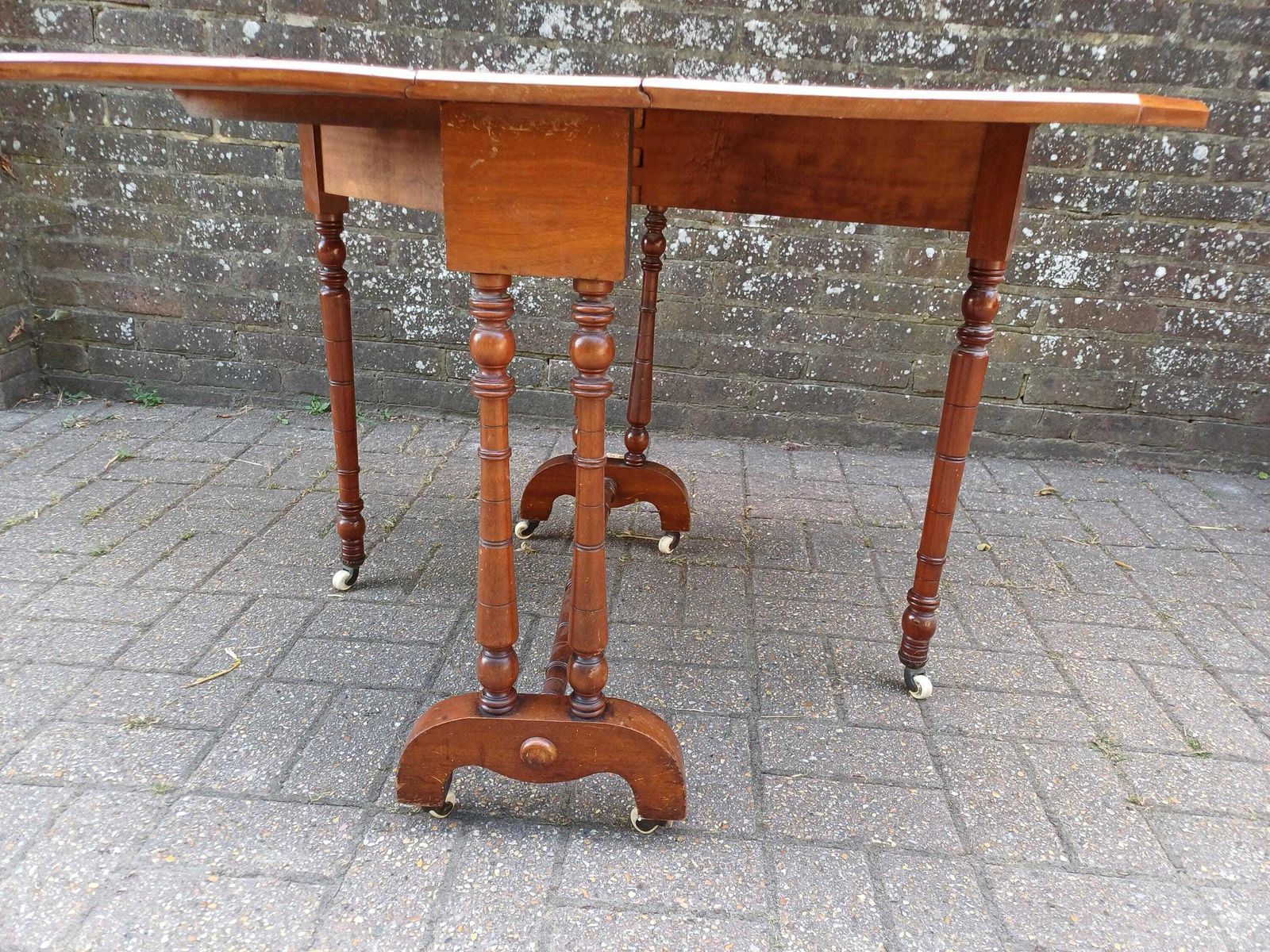 Antique Victorian Mahogany Drop Leaf Occasional Games Side Table With Turned Legs Castors C.1860 Extendable Folding Table Free Hand Delivery photo 495.0