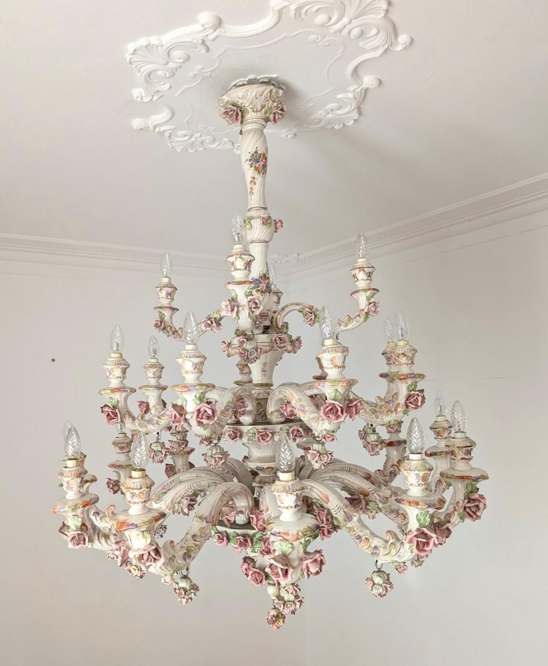 Rare Large 3 Tier Italian Porcelain Chandelier 1950s 24 Lights Capodimonte Style photo Lighting