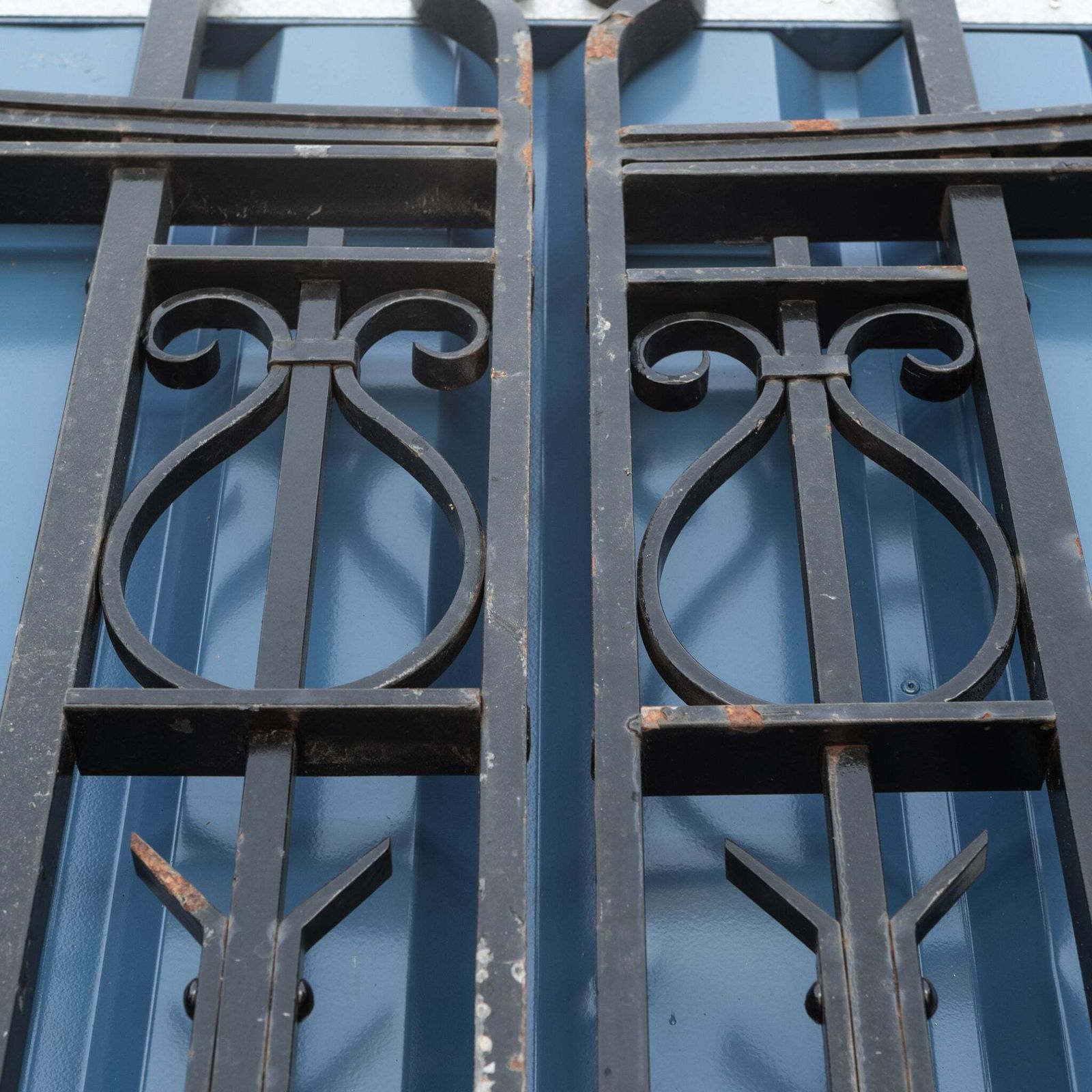 Reclaimed Complete Double Entrance Gates And Railings | In & Out Driveway photo for sale