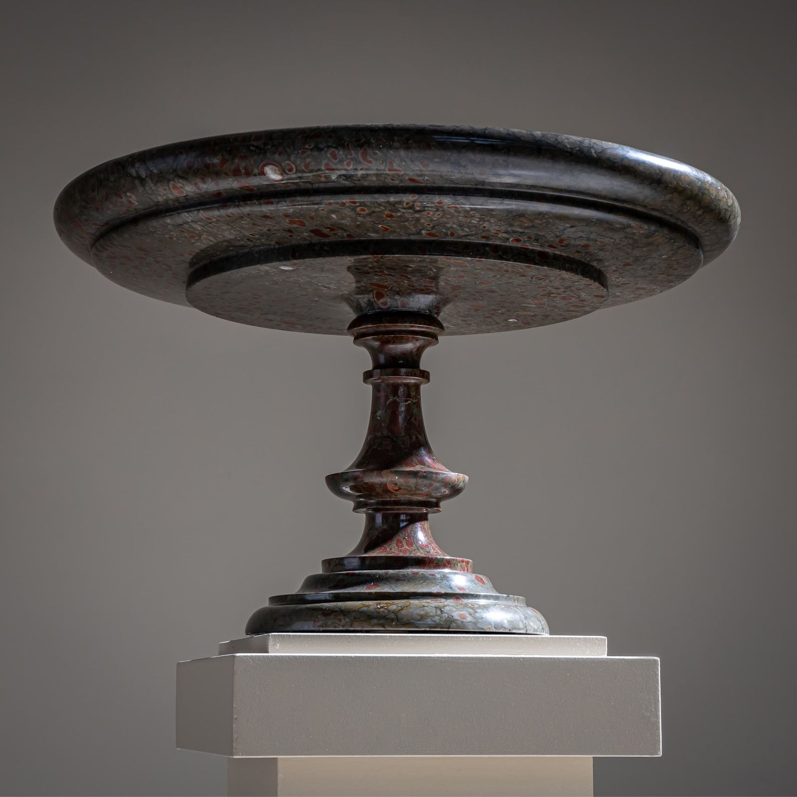 Large Braschia Tazza, Italy, 19th Century photo vinterior