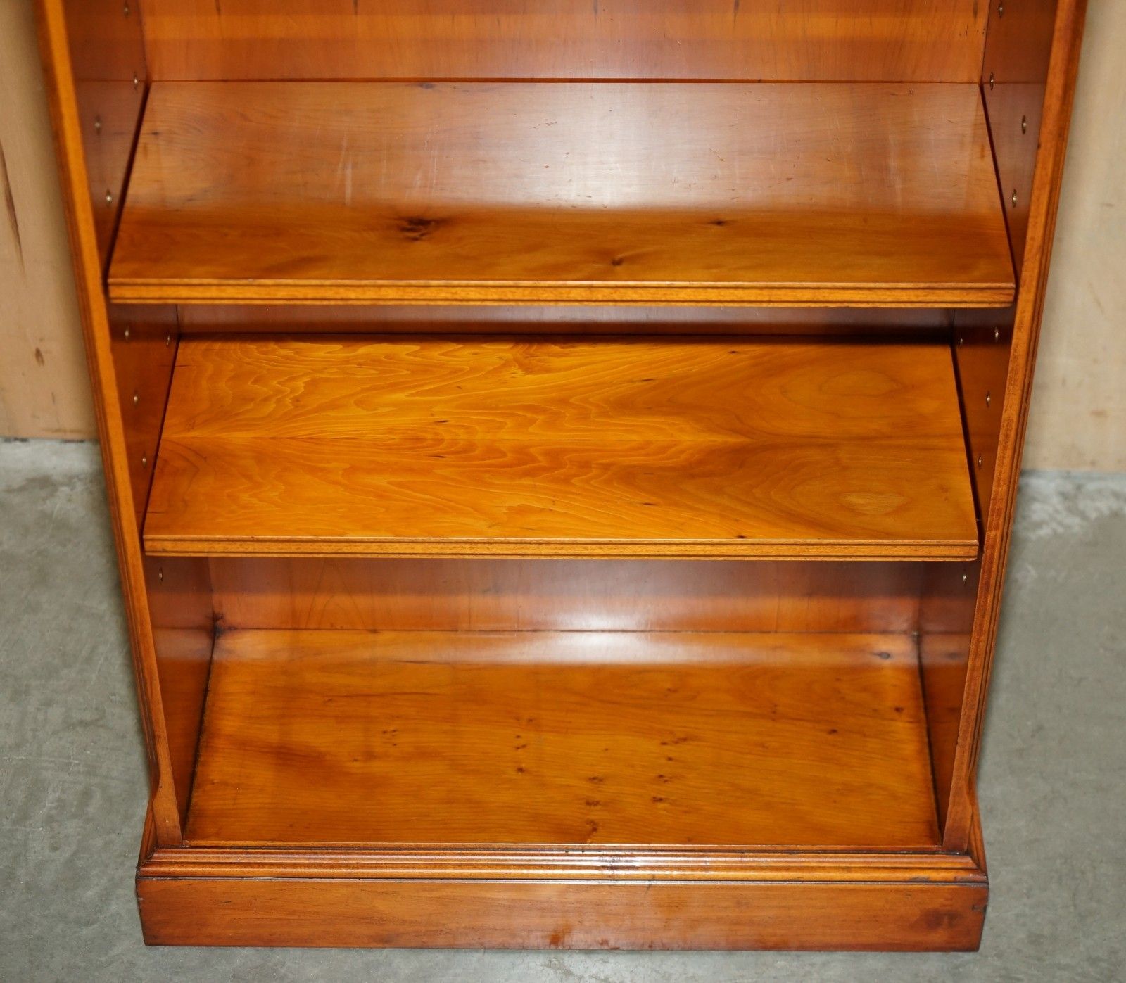 Lovely Pair Bevan Funnell England Flamed Mahogany Dwarf Open Library Bookcases photo vintage