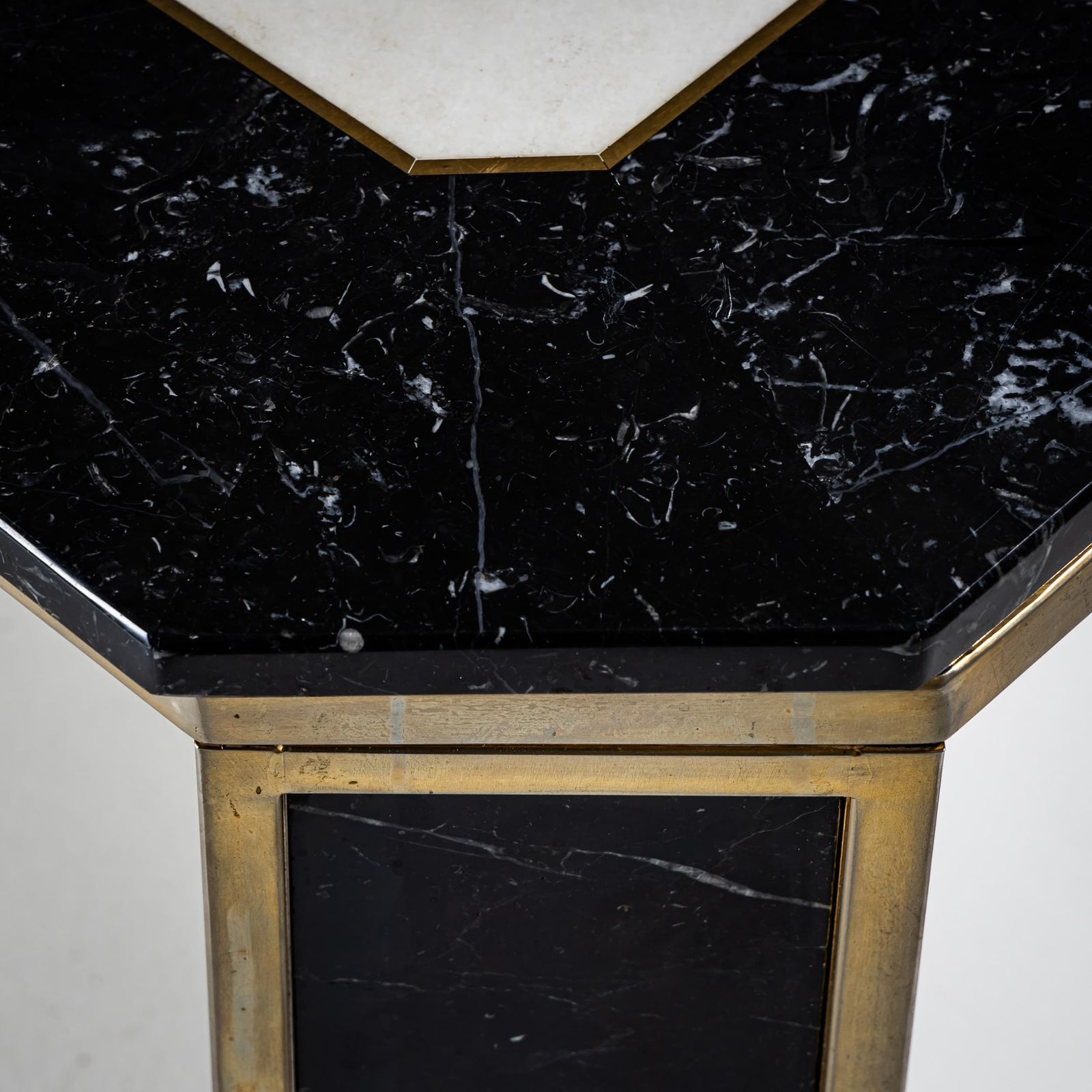 Hollywood Regency Marble And Brass Coffee Table, Probably Italy, 1970s photo for sale