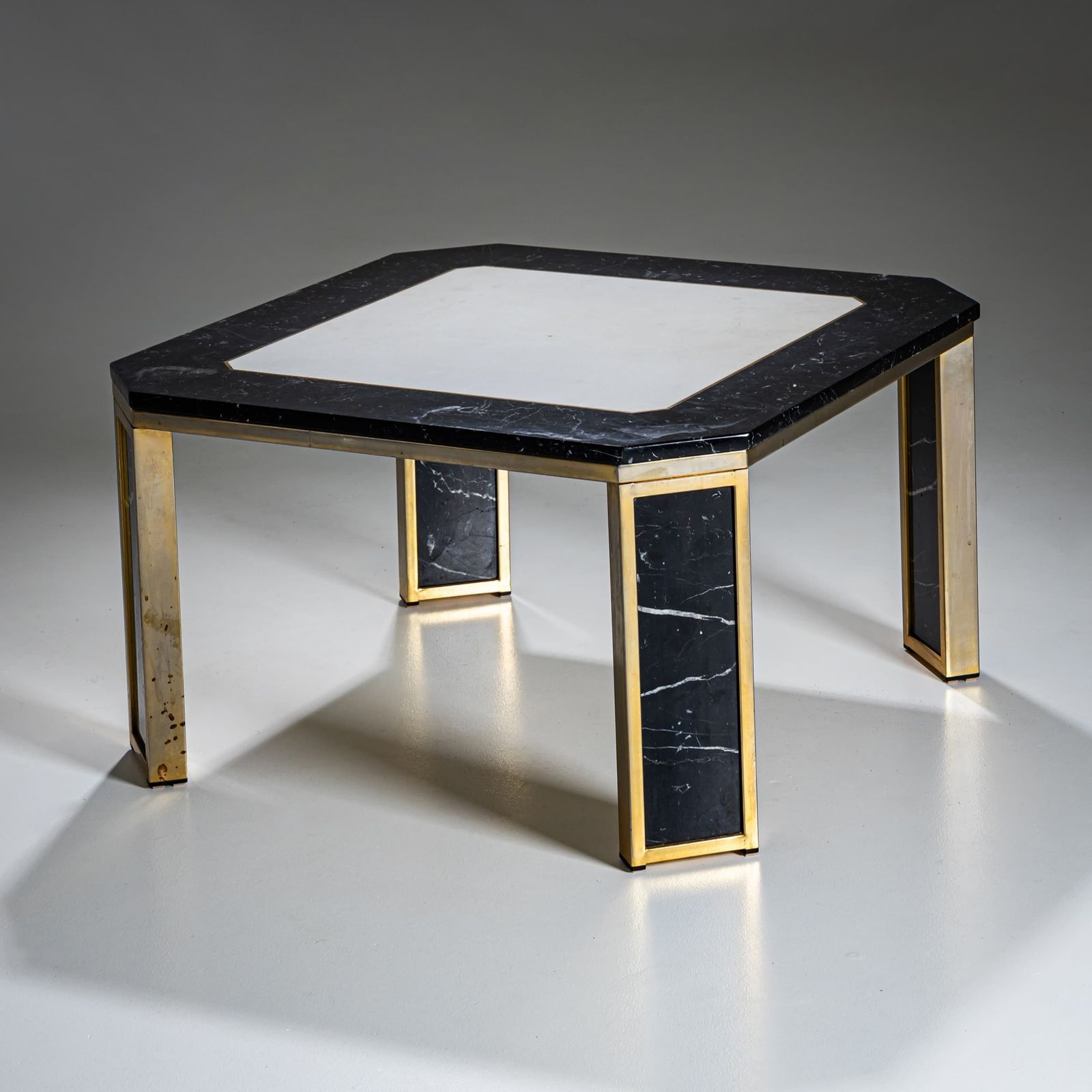 Hollywood Regency Marble And Brass Coffee Table, Probably Italy, 1970s photo vinterior