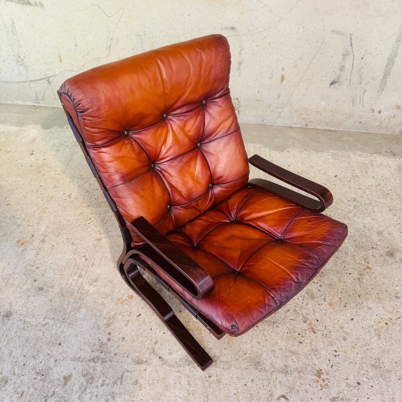 photo furniture Norwegian Hove Møbler 'Skyline' Lounge Chair  & Footstool – 1970s Leather #A722
