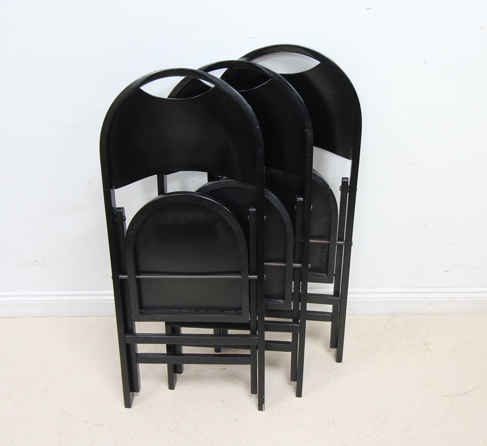 Bespoke Solid Wood Black Folding Table And Chairs photo furniture