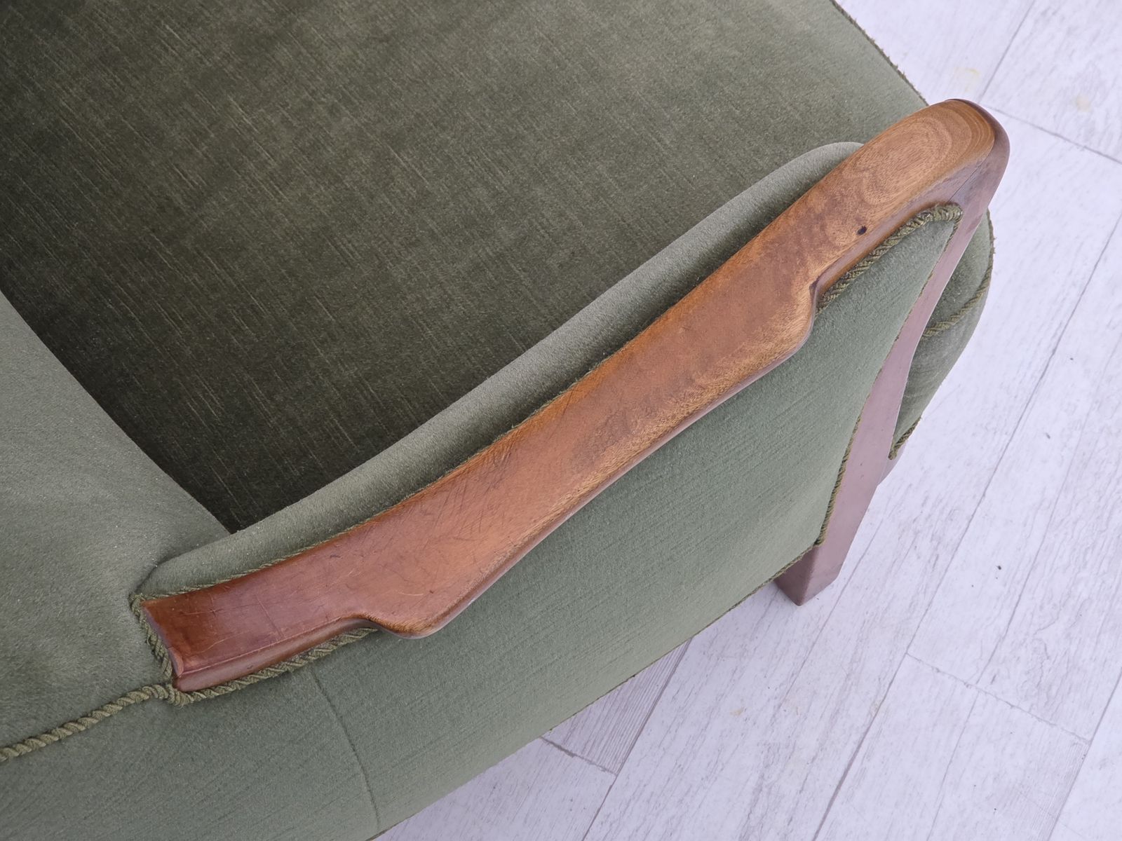 Ca. Jaren 1960, Deense Fauteuil Met Hoge Rug, Groen Meubelvelours, Teakhout. photo furniture
