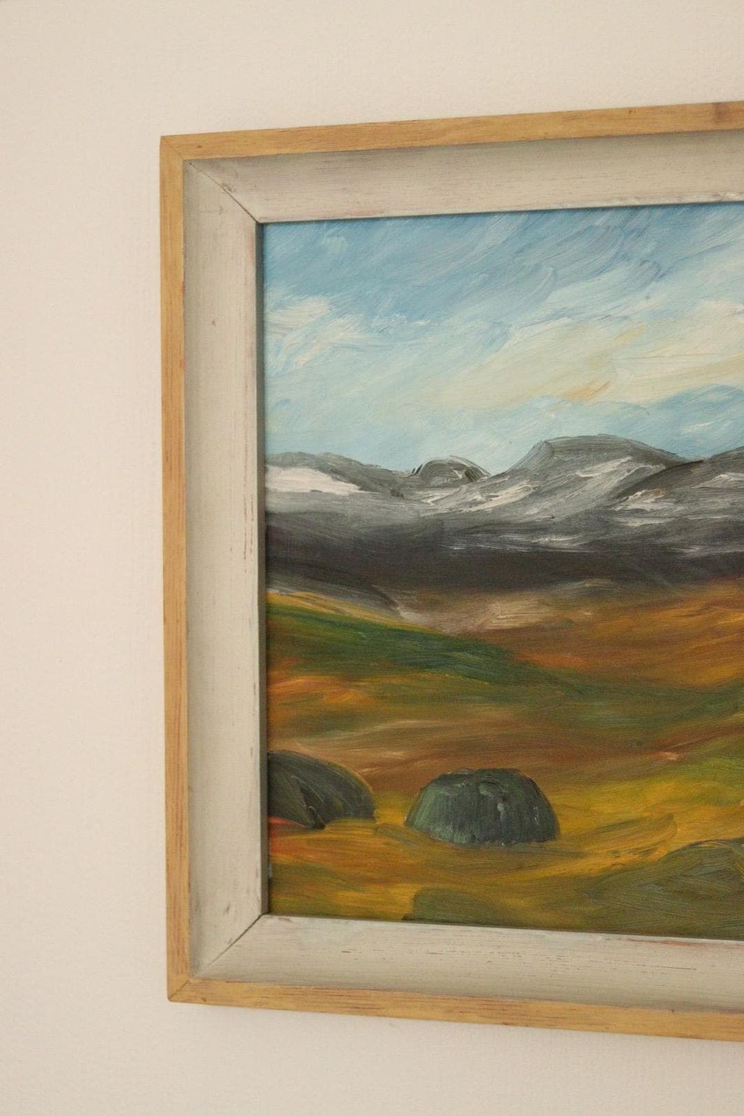 Original Mid Century Original Swedish Oil On Panel – “Sylarna” By J. Hock – Vintage & Framed | 48 × 68 Cm (18.9" × 26.8") photo vinterior
