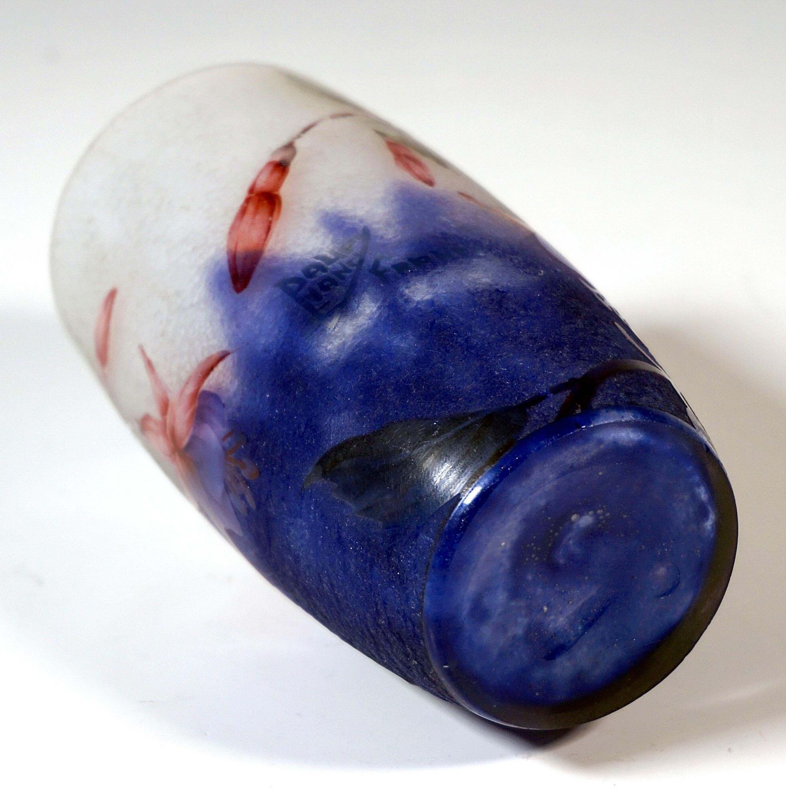 Art Nouveau Cameo Vase 'Fuchsia', Daum Nancy, France, Circa 1910 photo vinterior