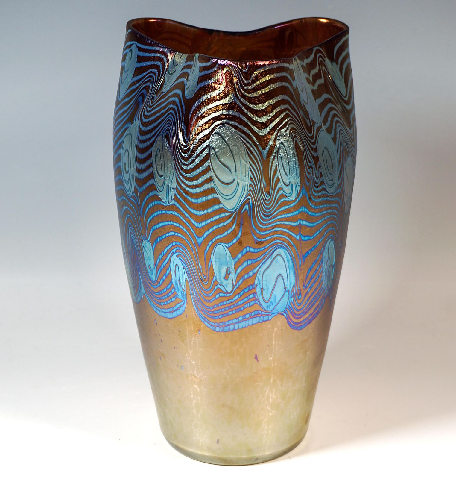 Loetz Art Nouveau Vase, 'Argus', Phenomenon Gre 2/351, Austria Hungary, Ca 1902 photo furniture