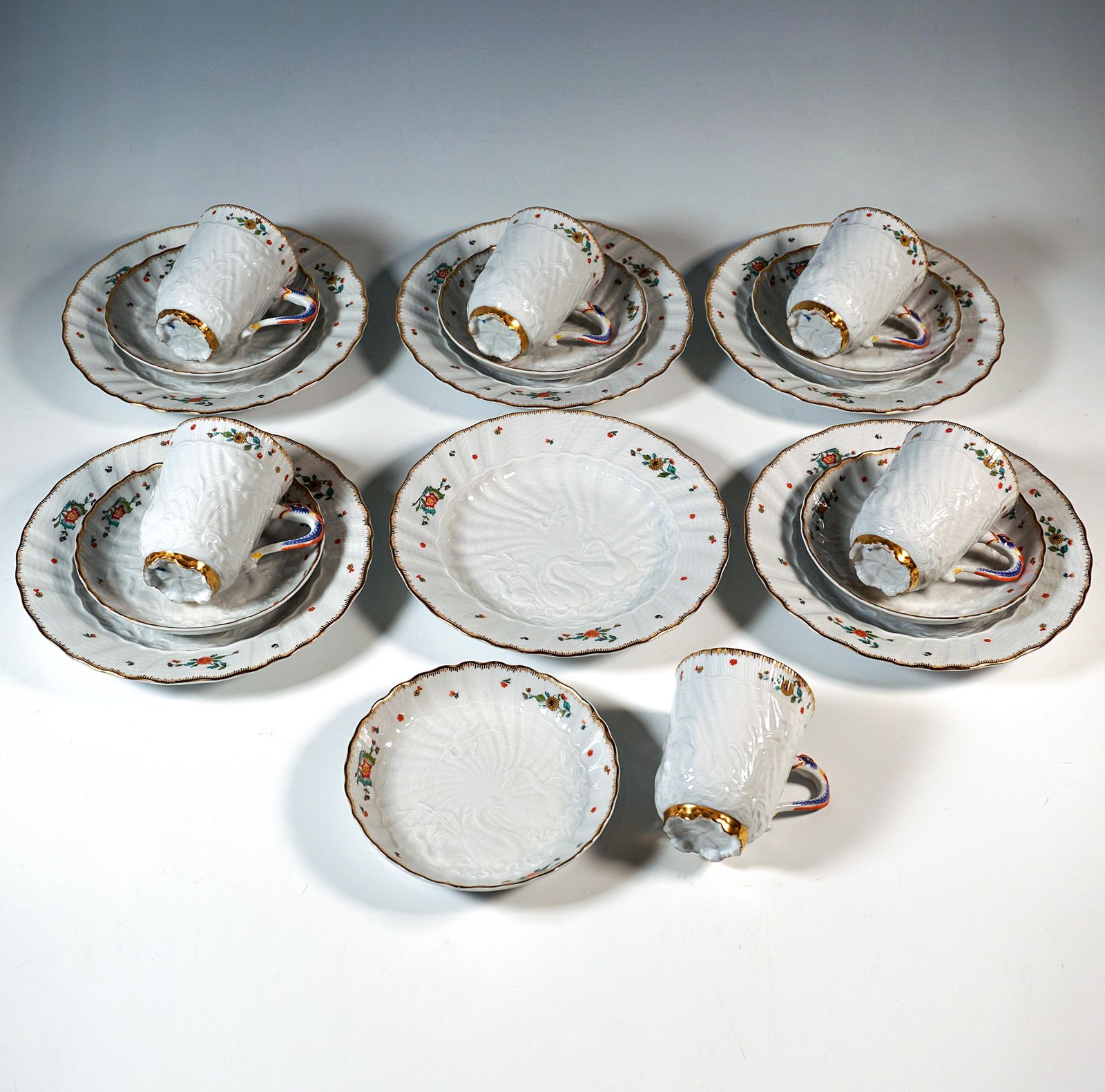 Meissen Swan Service Coffee Set For 6 Persons, With Indian Flowers, 20th Century photo vintage