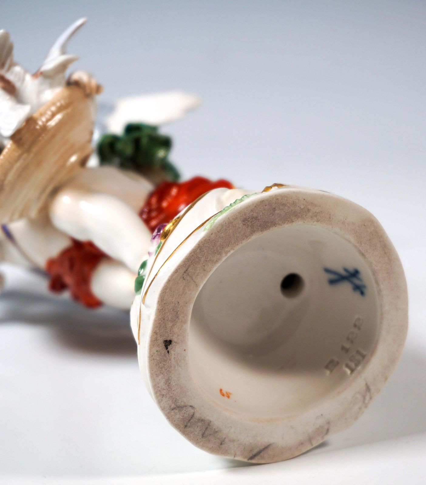 Meissen Art Nouveau Figure 'Cupid Feeding Pigeons', Paul Helmig, Germany Ca 1900 photo buy