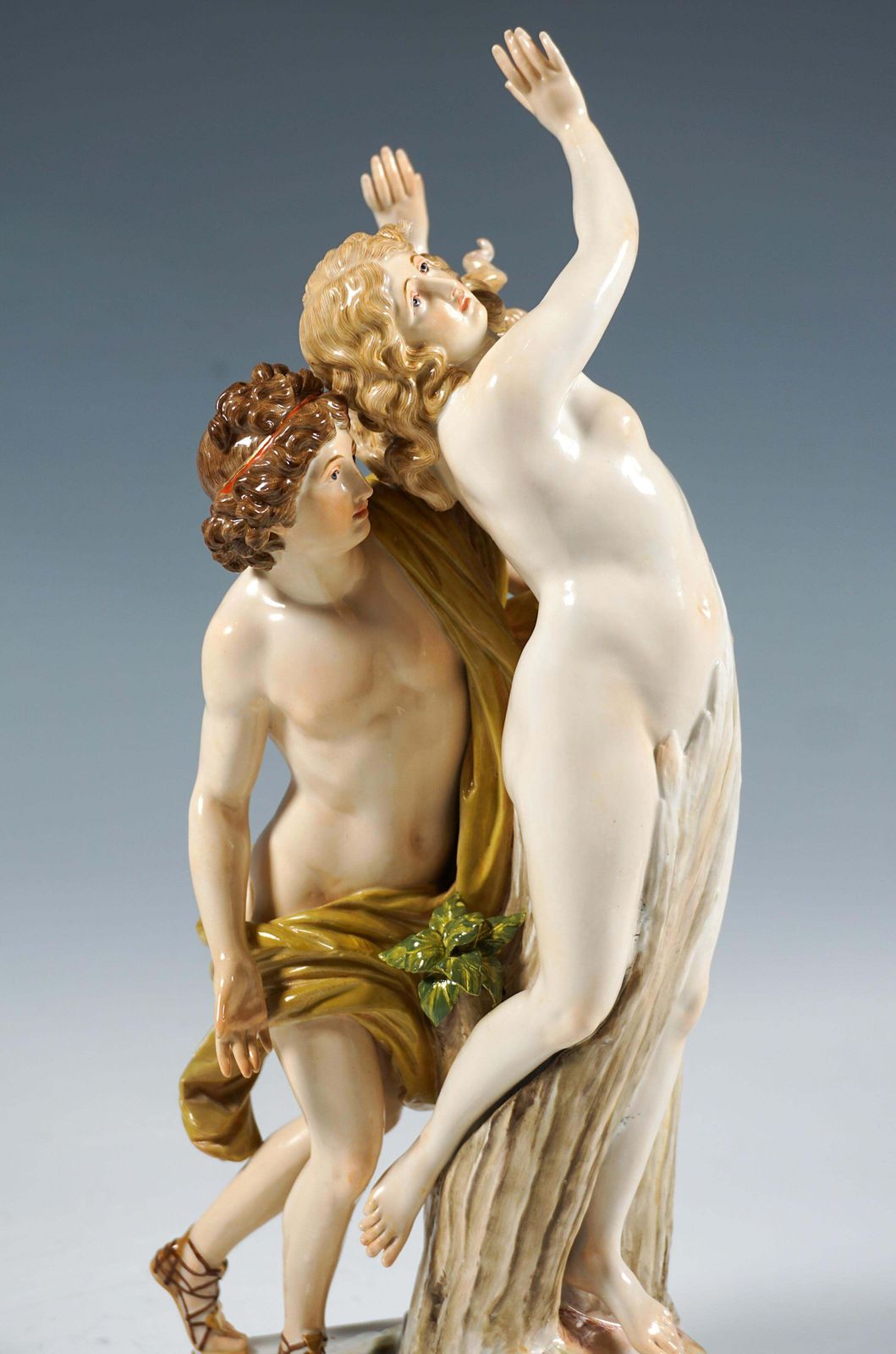 Large Meissen Porcelain Figurine Group 'Apollo & Daphne', By Juechtzer, Ca. 1860 photo vintage