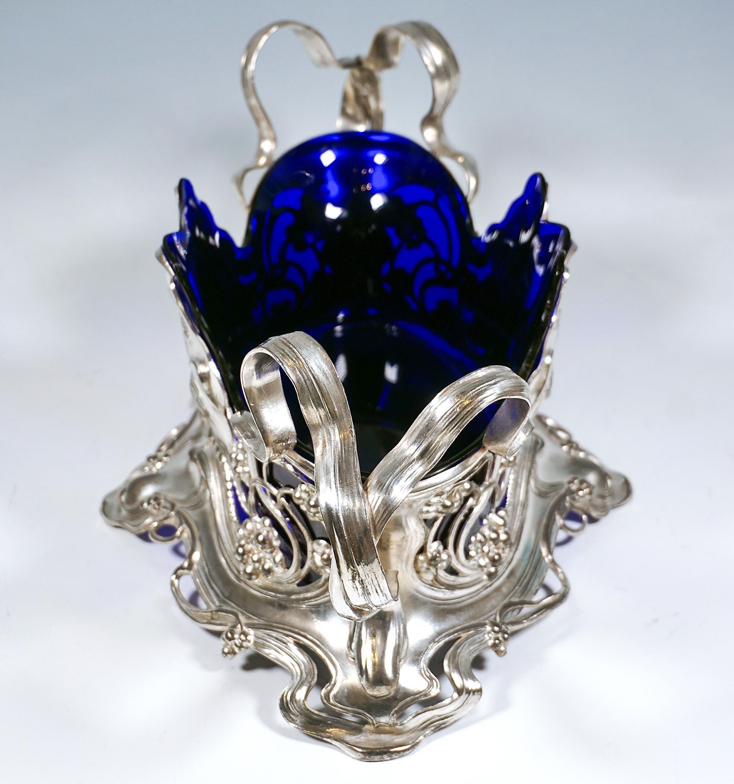 Sculptural Art Nouveau Jardinière With Butterflies And Tendrils, Wmf, Germany photo vinterior