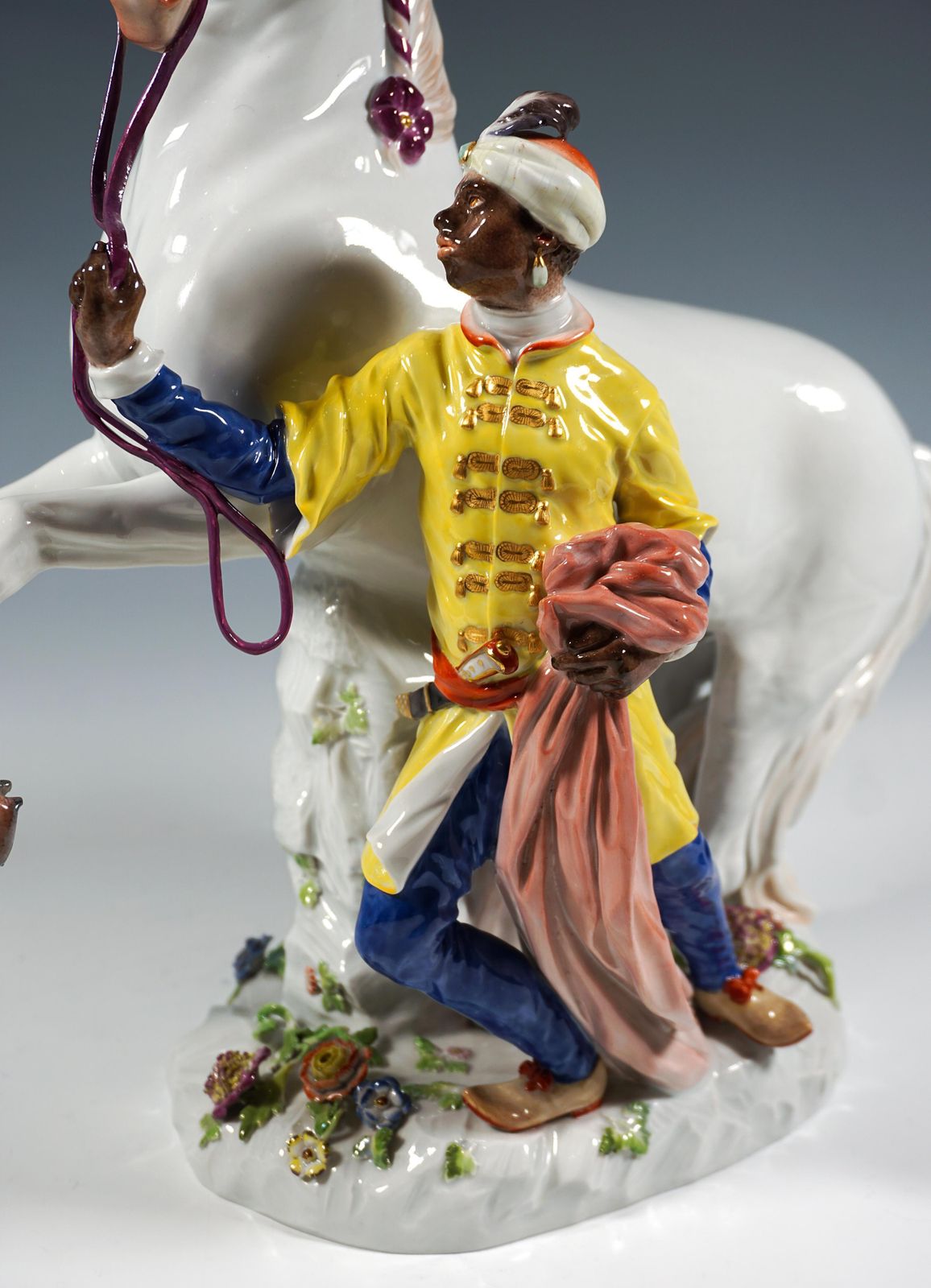 Large Meissen Porcelain Group, Young Man With A White Horse, By Kaendler, 20th photo vintage