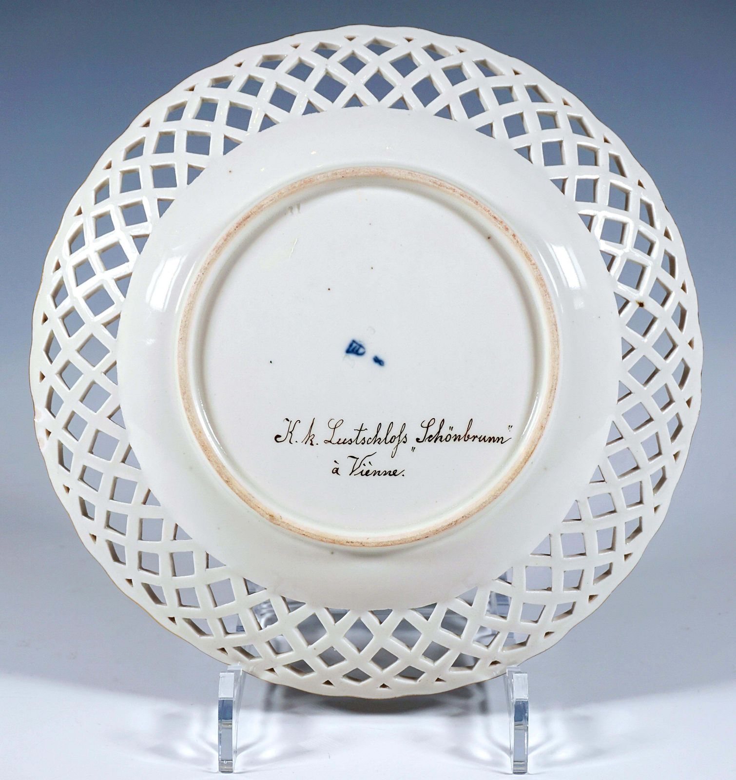 Viennese Imperial Porcelain Plate, 'K.K. Lustschloß Schönbrunn á Vienne', 1818 photo vinterior