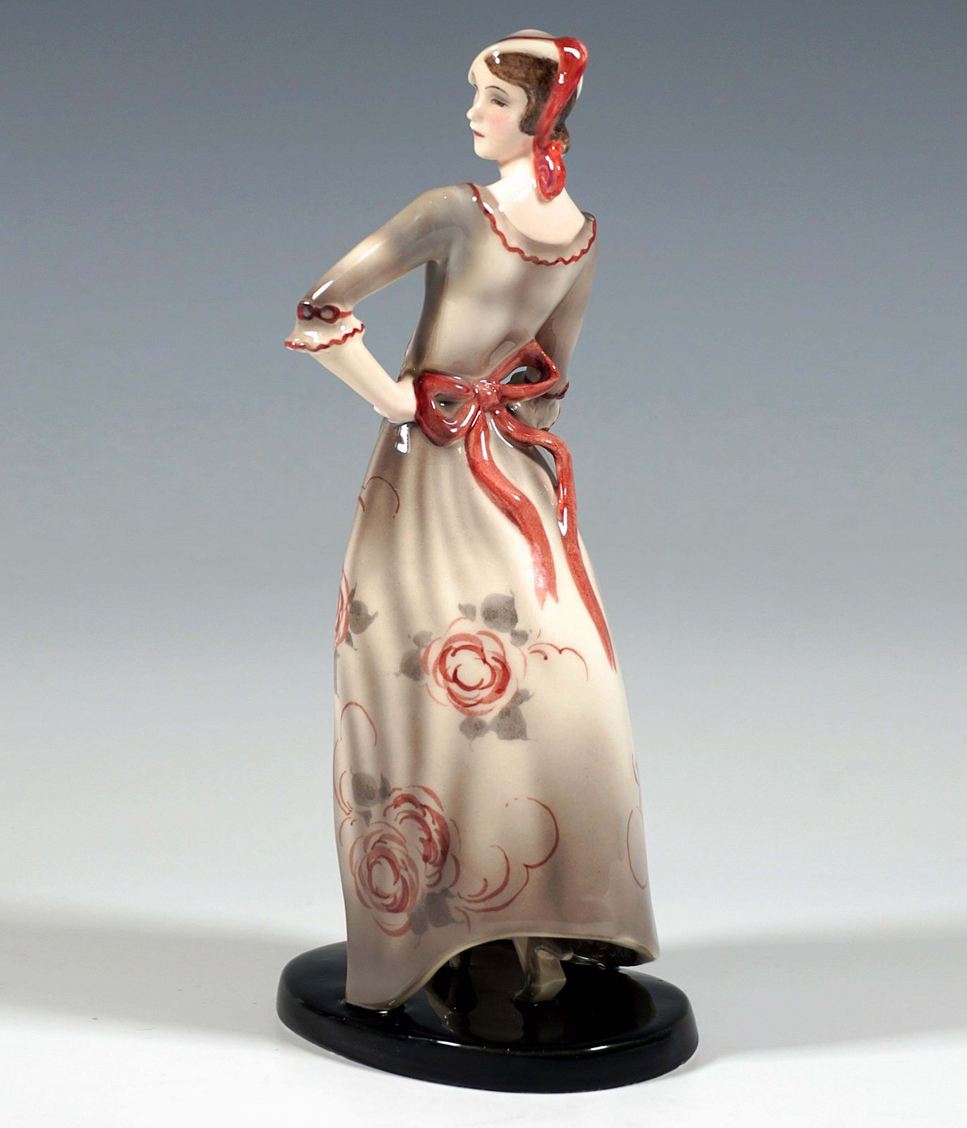 Goldscheider Vienna Art Déco Figure Elegant Lady Posing, By Claire Weiss, C 1931 photo furniture