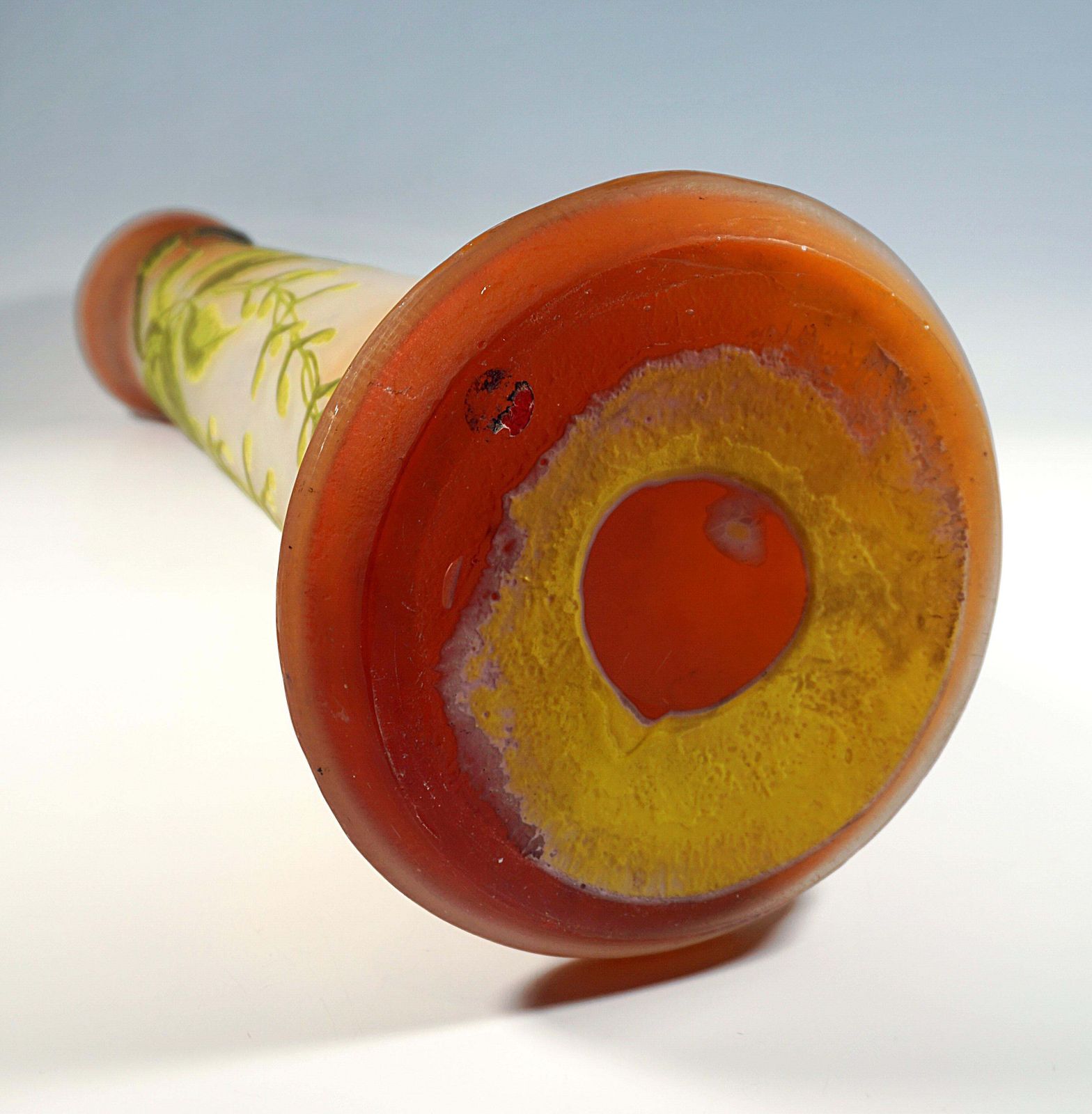photo furniture Large émile Gallé Art Nouveau Cameo Vase, Ash Maple Decor, France, Circa 1910