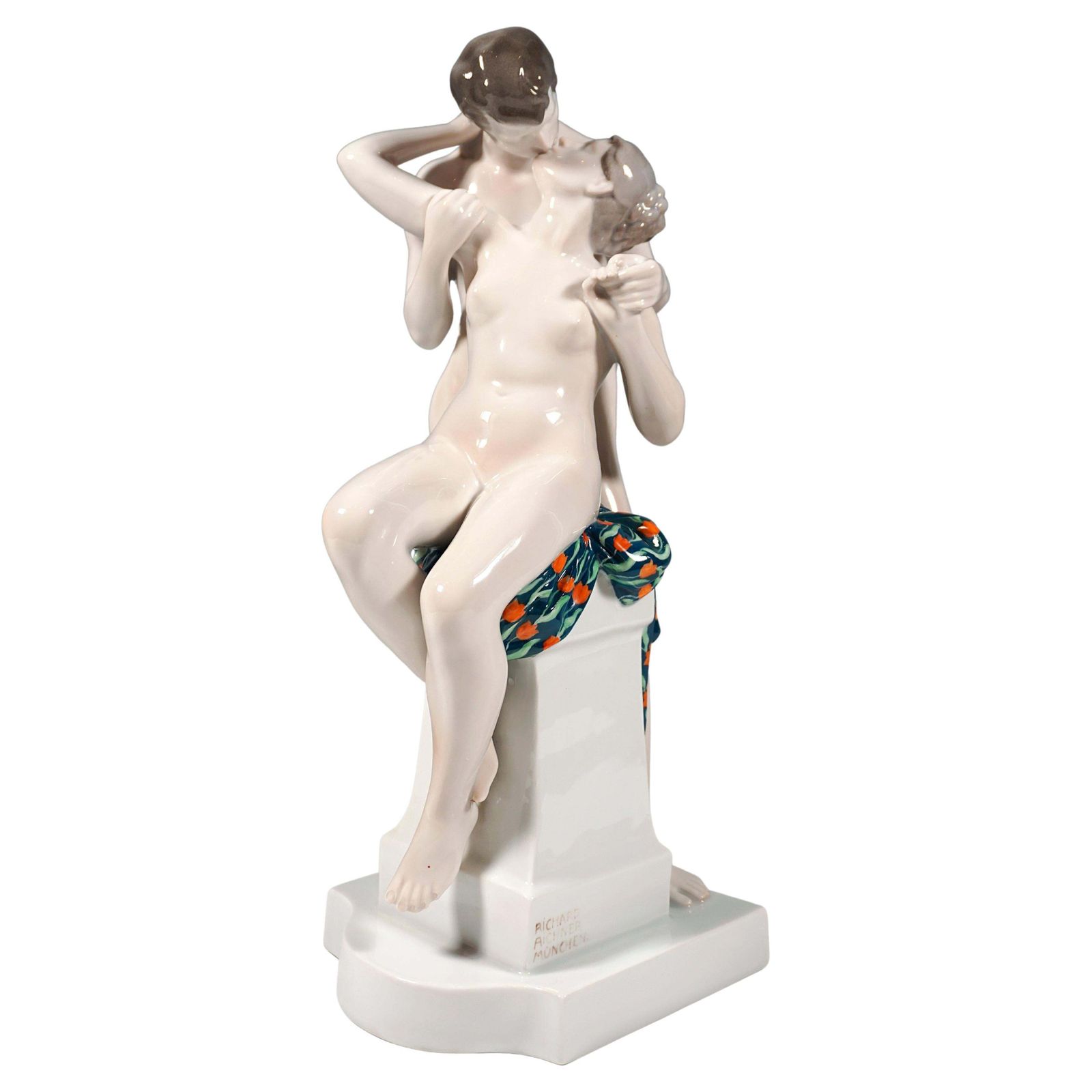Large Porcelain Group 'Spring Of Love' By R. Aigner Rosenthal Selb Germany, 1916