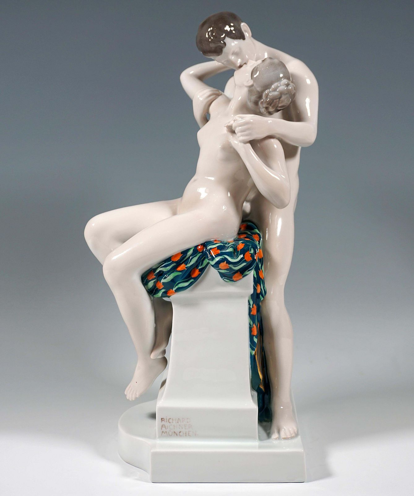 Large Porcelain Group 'Spring Of Love' By R. Aigner Rosenthal Selb Germany, 1916 photo Home Decor