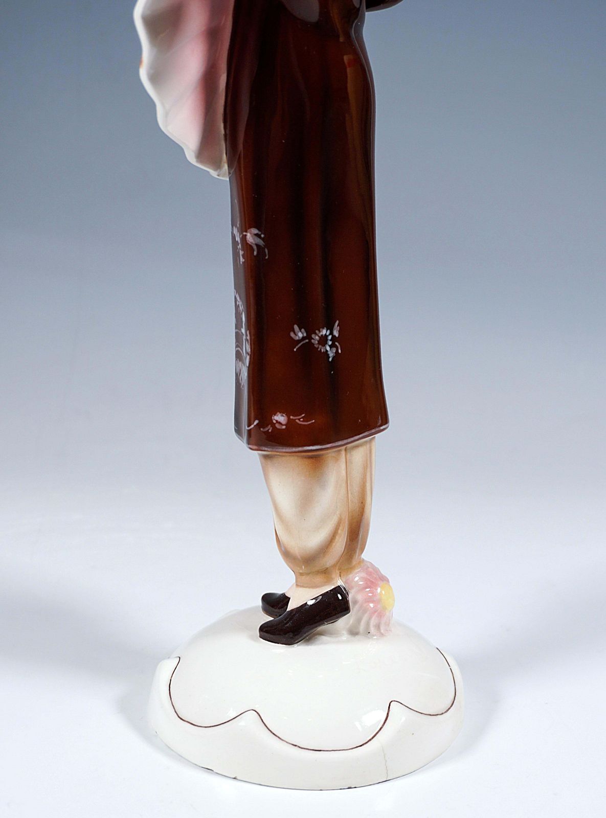 Goldscheider Vienna Figurine, Lady In Japanese Costume, By Josef Lorenzl, C1931 photo buy