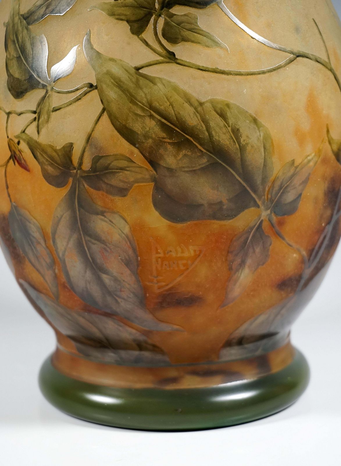 Large Art Nouveau Cameo Vase, Solanum Dulcamara Decor, Daum Nancy, France, 1910 photo vintage