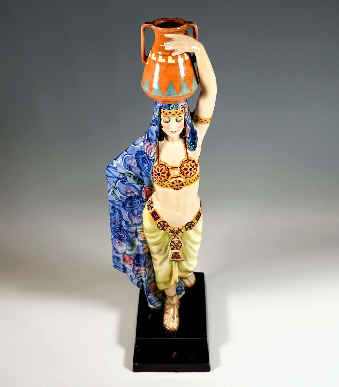 Large Goldscheider Vienna Art Déco Figurine, Water Carrier, Lorenzl, Ca. 1925 photo vinterior
