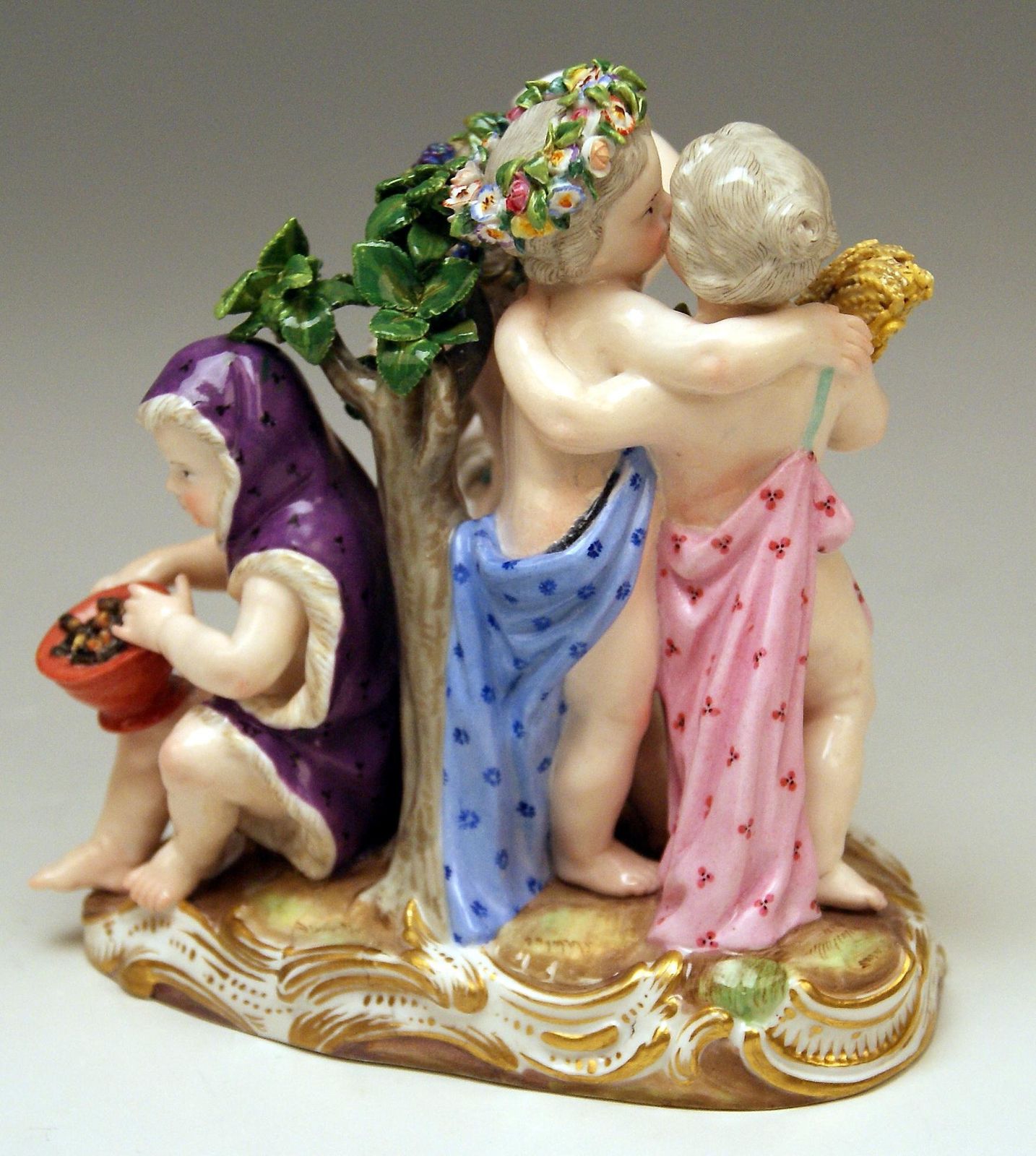 Meissen Cherubs Four Seasons Figurines Model 1068 Kaendler Made, Circa 1870 photo 2291.0
